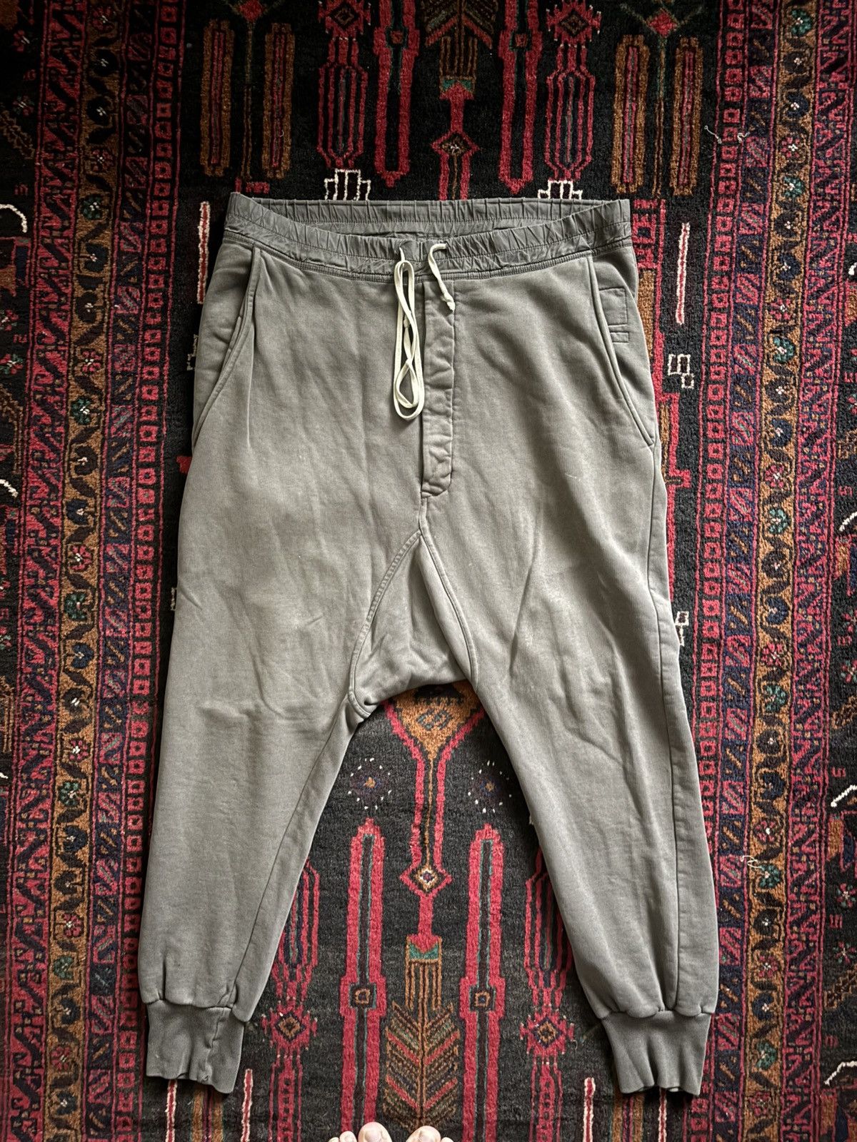 drkshdw drop crotch sweatpants