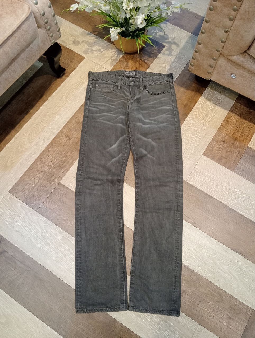 Vanquish VANQUISH JAPAN GREY WASHED DENIM PANTS Size US 32 / EU 48 - 1 Thumbnail