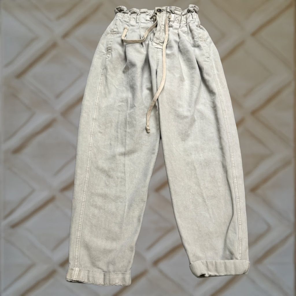 Free People Free People Womens XS Gray Paperbag Pants Tapered Leg Button Fly Classic Trouser Casual Travel Size 26" / US 2 / IT 38 - 1 Thumbnail