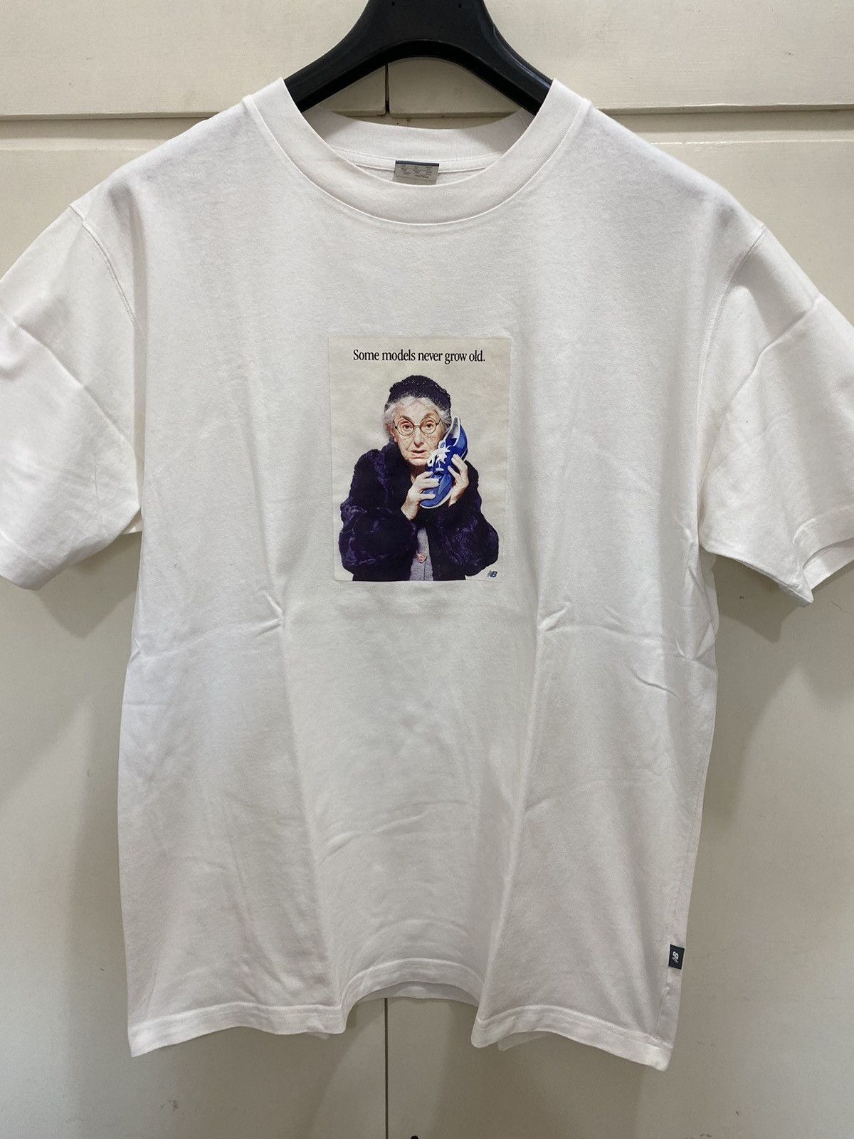 New Balance New Balance T-shirt, size XL, white, with print, new Size US XL / EU 56 / 4 - 3 Thumbnail