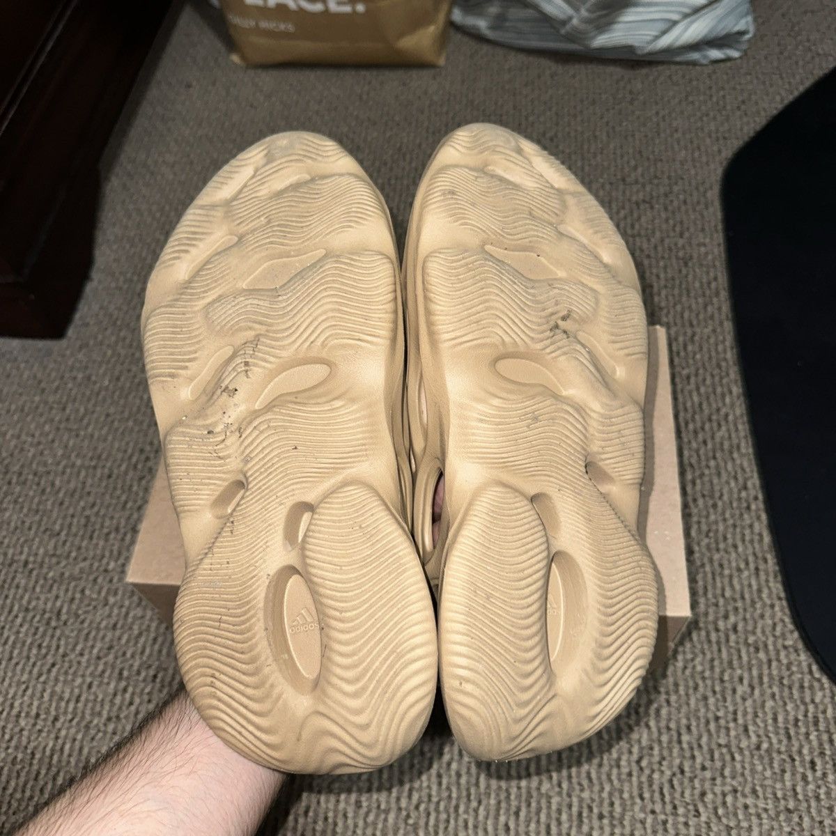 Adidas adidas Yeezy Foam Rnnr Ochre Size US 7 / EU 40 - 7 Thumbnail