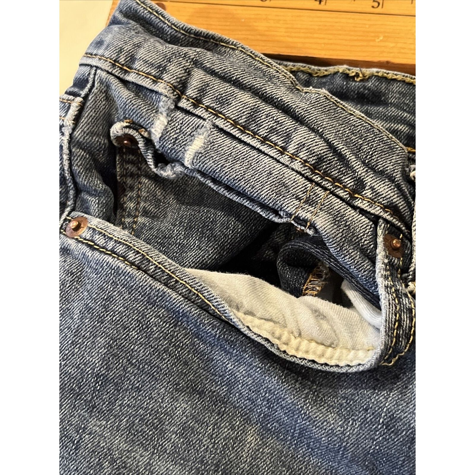 Levi's VTG Levis 505 Jeans Mens 38x32 USA Regular Fit Mid Rise EUC Size US 36 / EU 52 - 9 Thumbnail