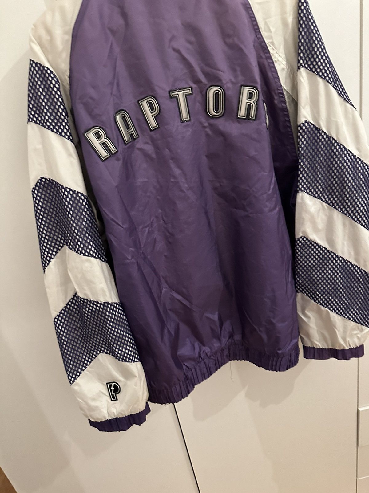 Pro Player Pro Player Jacke Toronto Raptors Size L NBA Vintage JACKET Size US L / EU 52-54 / 3 - 14 Thumbnail