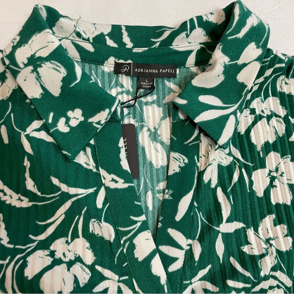 Adrianna Papell NWT New $69 Adrianna Papell Pleated Floral Green Top Size L Size L / US 10 / IT 46 - 6 Thumbnail