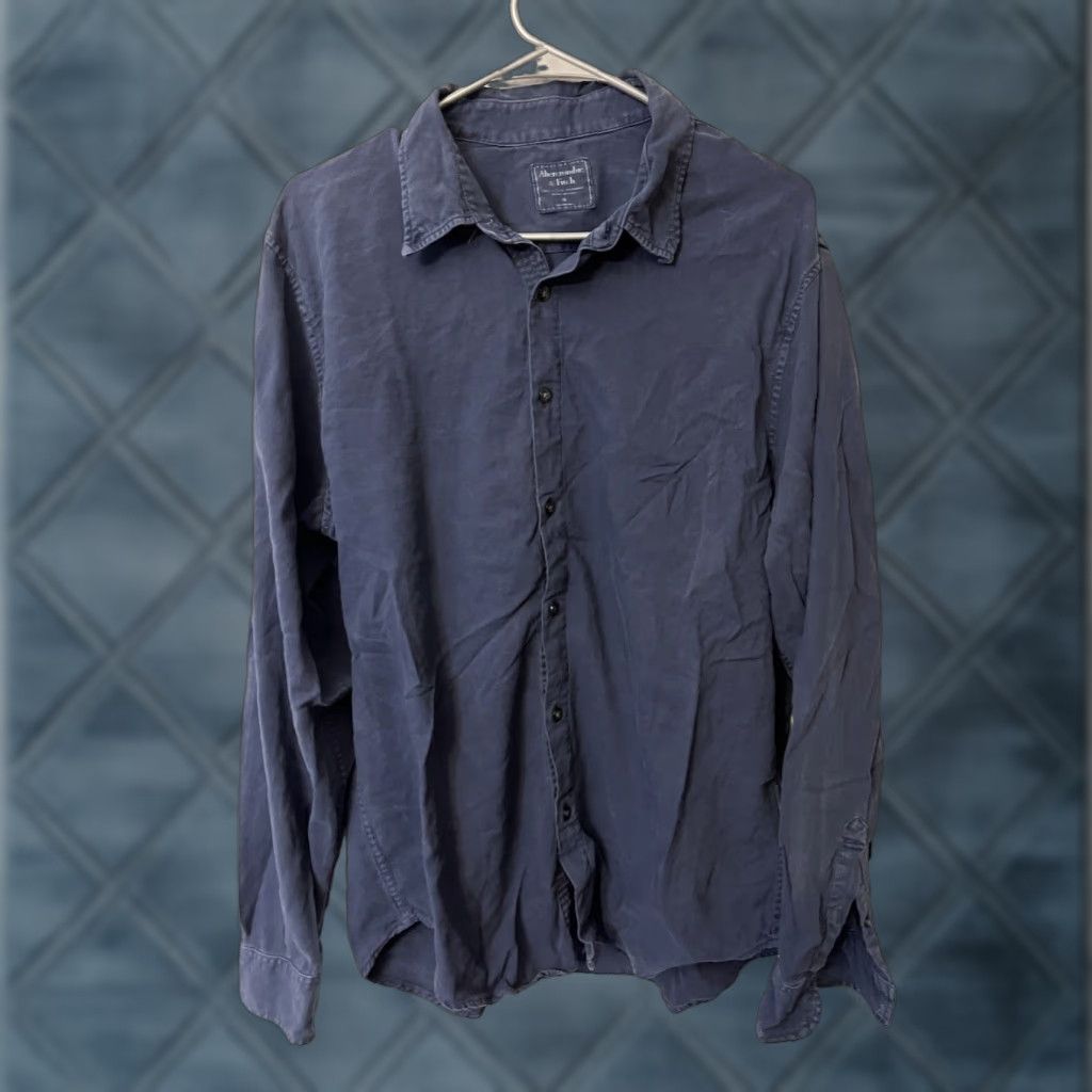 Abercrombie & Fitch Abercrombie & Fitch Mens XL Navy Long Sleeve Button-Down Cotton Viscose Shirt Size US XL / EU 56 / 4 - 1 Thumbnail