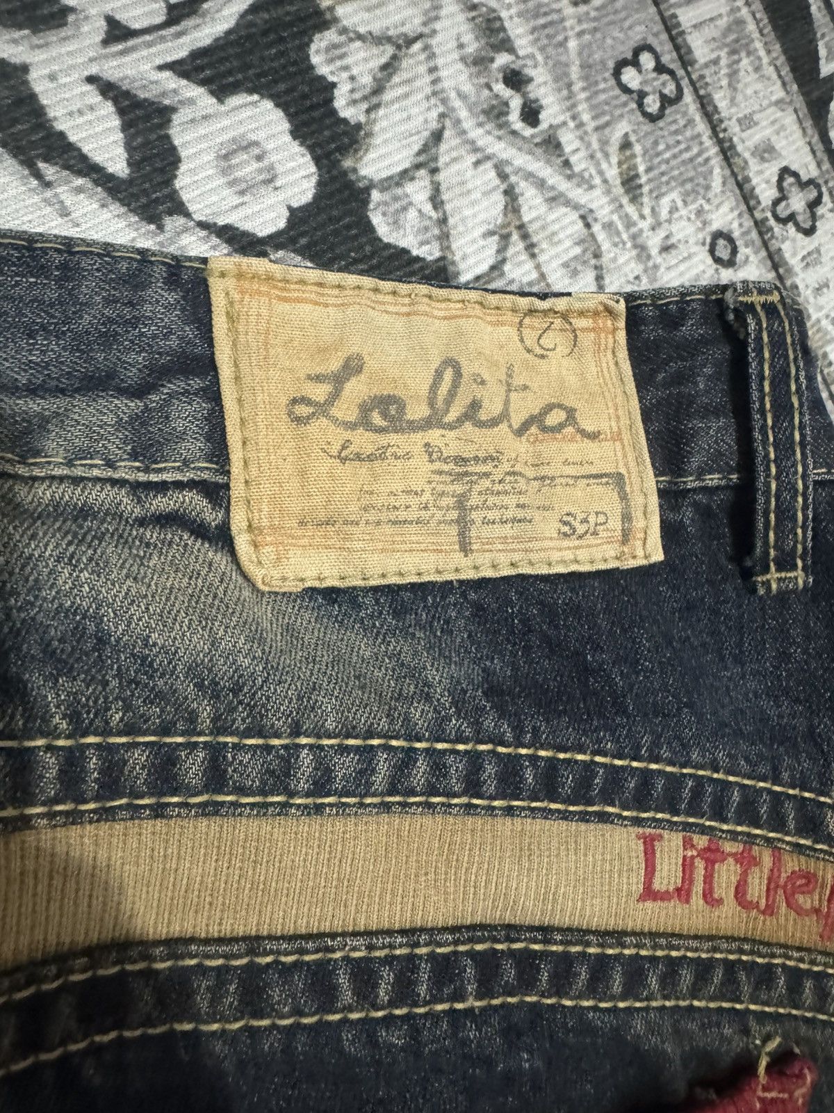 Japanese Brand Lolita Jeans Denim Yoshitomo Nara Collaboration Size XL Size US 36 / EU 52 - 13 Thumbnail
