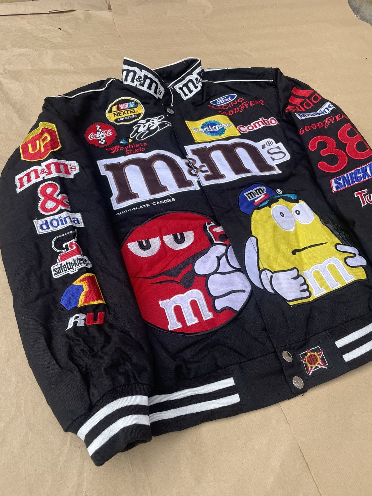 NASCAR × Vintage 🆘Rare🆘 Vintage JH Design M&M's NASCAR racing jacket Size US M / EU 48-50 / 2 - 3 Thumbnail