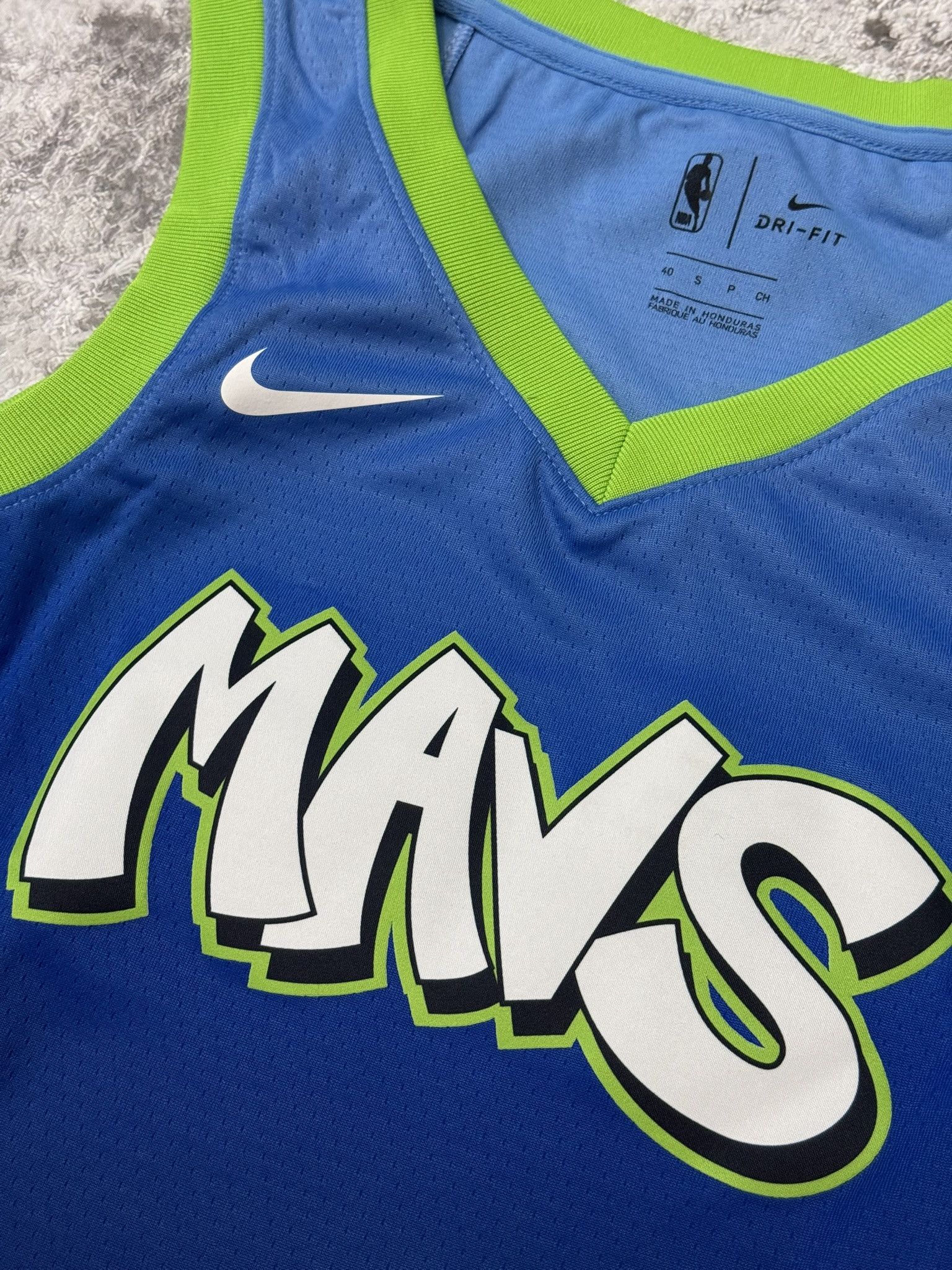 Nike Dallas Mavericks Swingman Jersey Nike Men's S Size US S / EU 44-46 / 1 - 4 Thumbnail