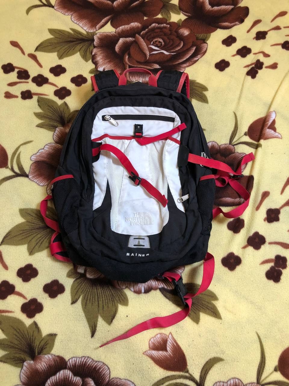 The North Face Rare The North Face Daypack Backpack Hiking Size ONE SIZE - 1 Thumbnail