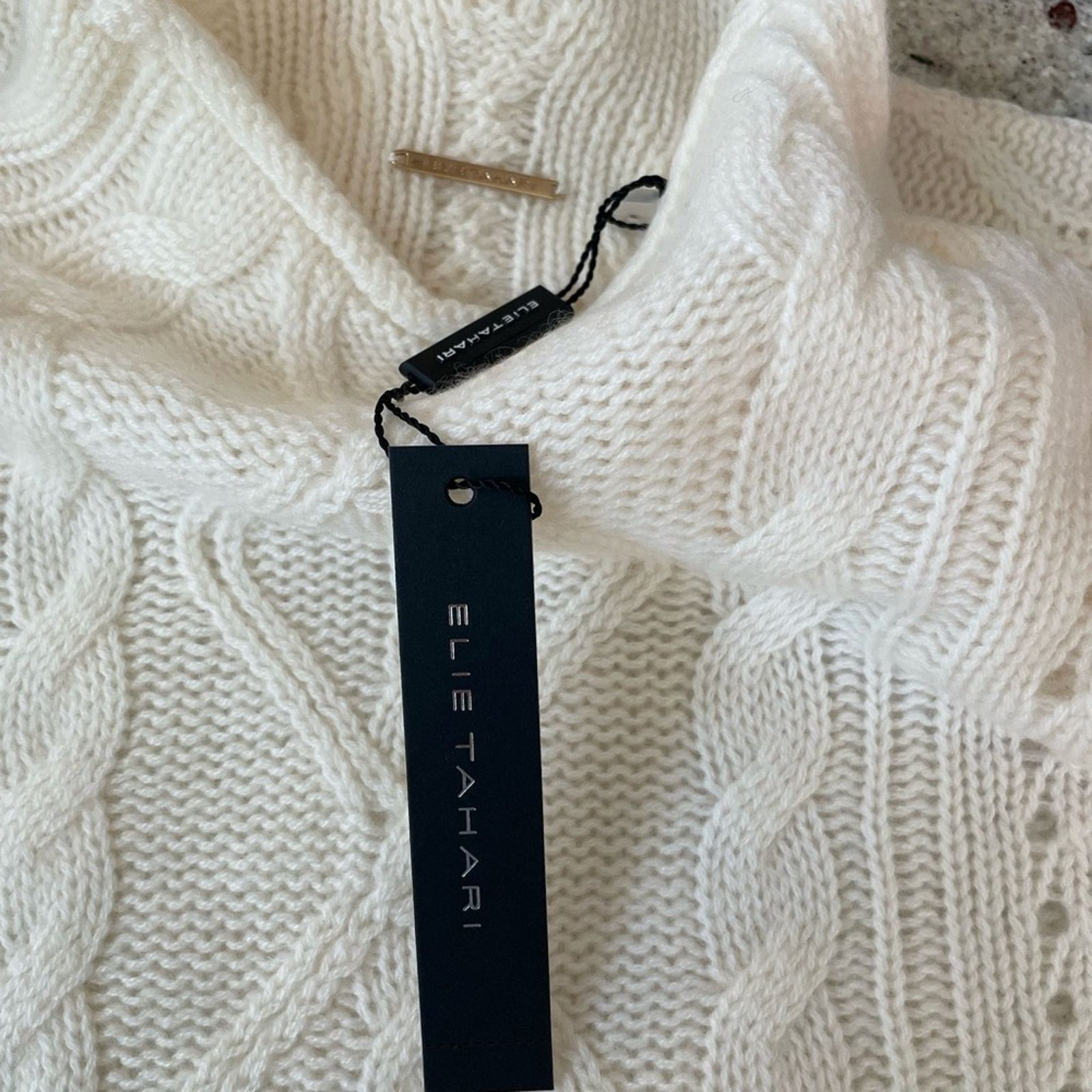Elie Tahari Funnel Neck Cable Knitted Cashmere Sweater from ELIE TAHARI Size L / US 10 / IT 46 - 6 Thumbnail