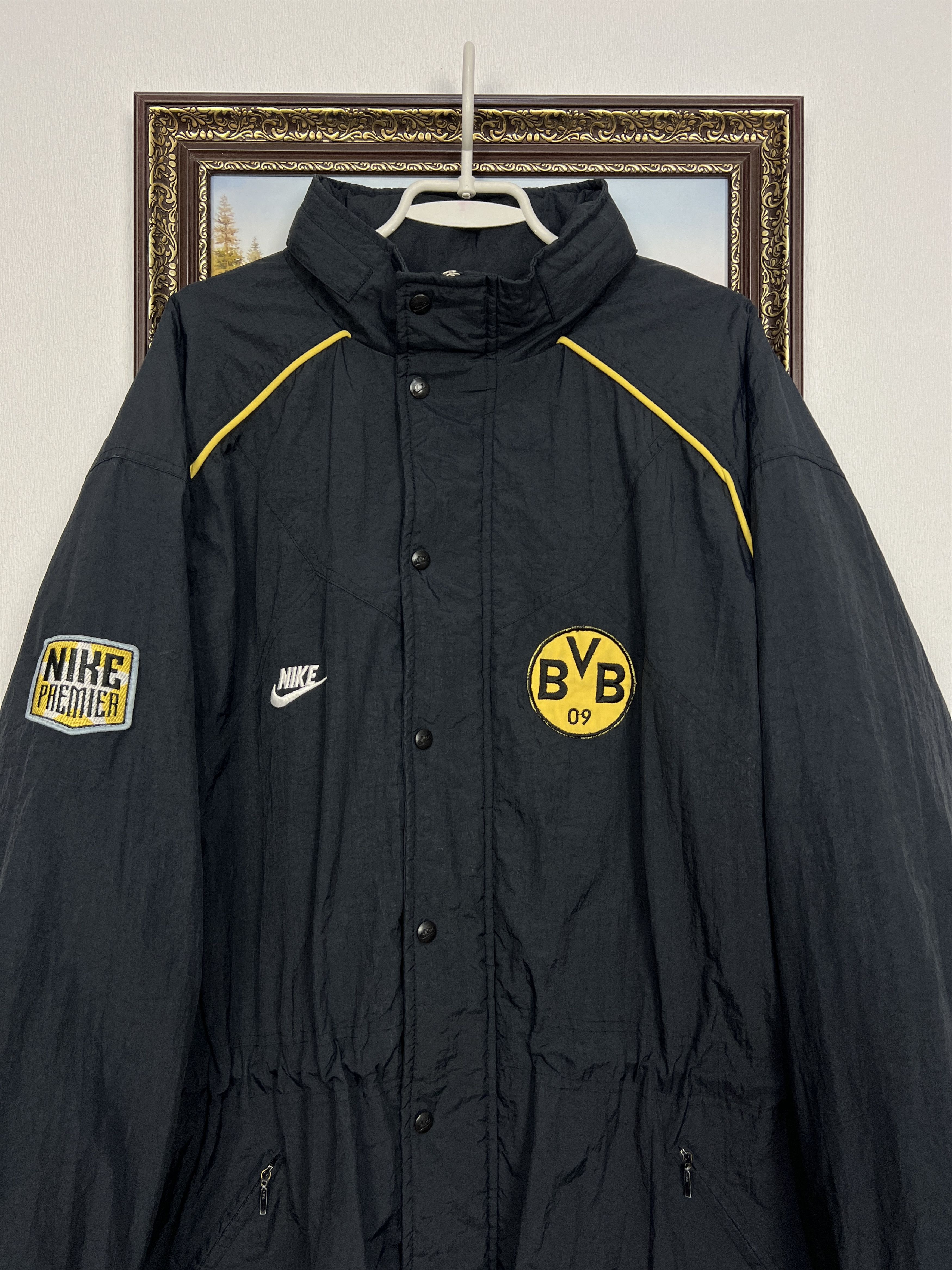 Nike Vintage Borussia Dortmund Football Jacket Soccer Long Bomber Size US L / EU 52-54 / 3 - 2 Thumbnail