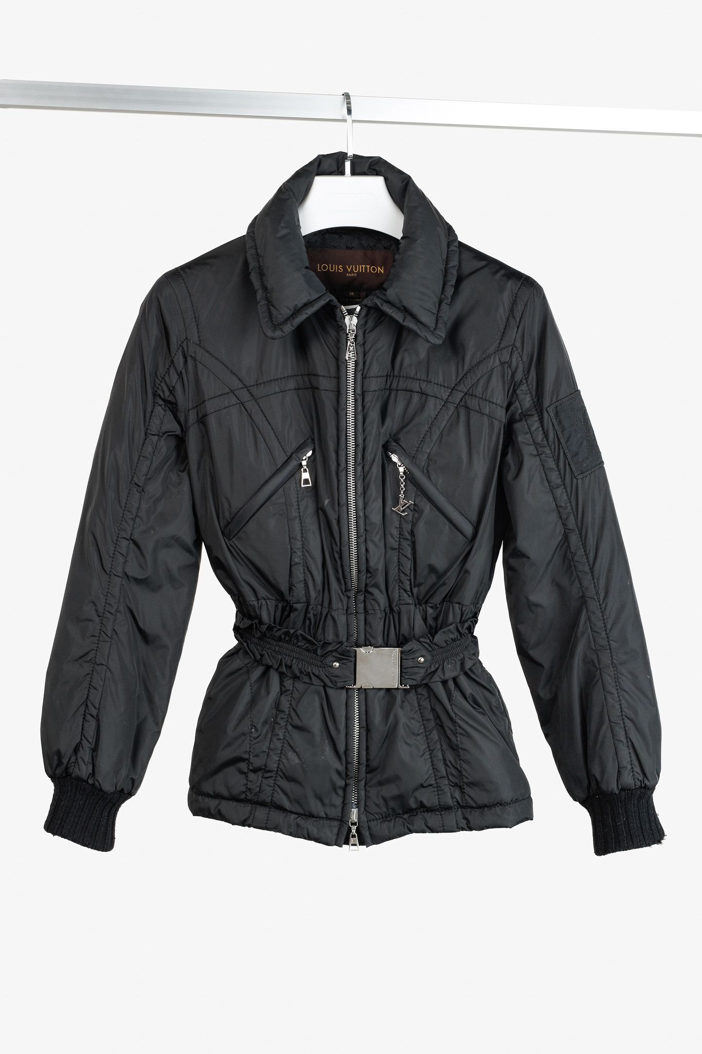 Louis Vuitton Louis Vuitton Belted Patch Goose-Feather-Fill Puffer Jacket Size S / US 4 / IT 40 - 1 Thumbnail