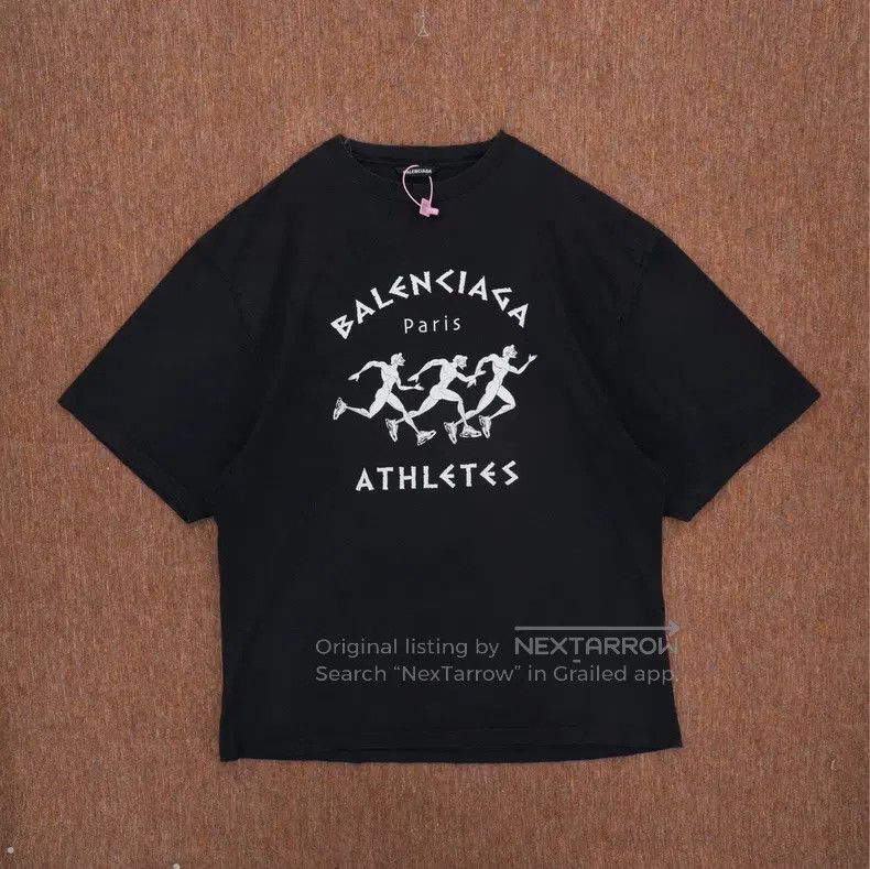 Balenciaga Balenciaga Marathon destroyed short-sleeve Size US L / EU 52-54 / 3 - 1 Thumbnail