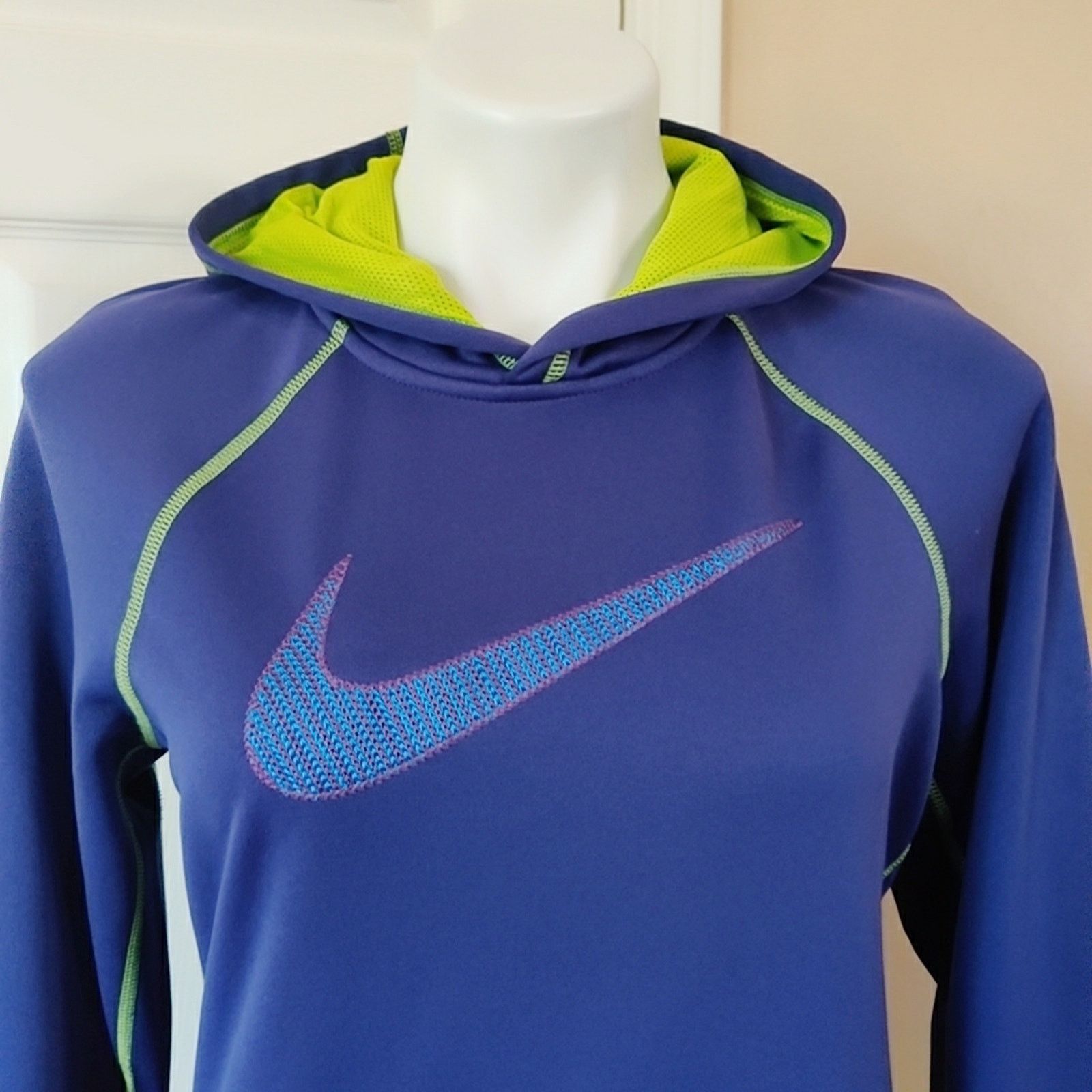 Nike Nike Therma-Fit embroidered logo hoodie sz M Size M / US 6-8 / IT 42-44 - 2 Thumbnail