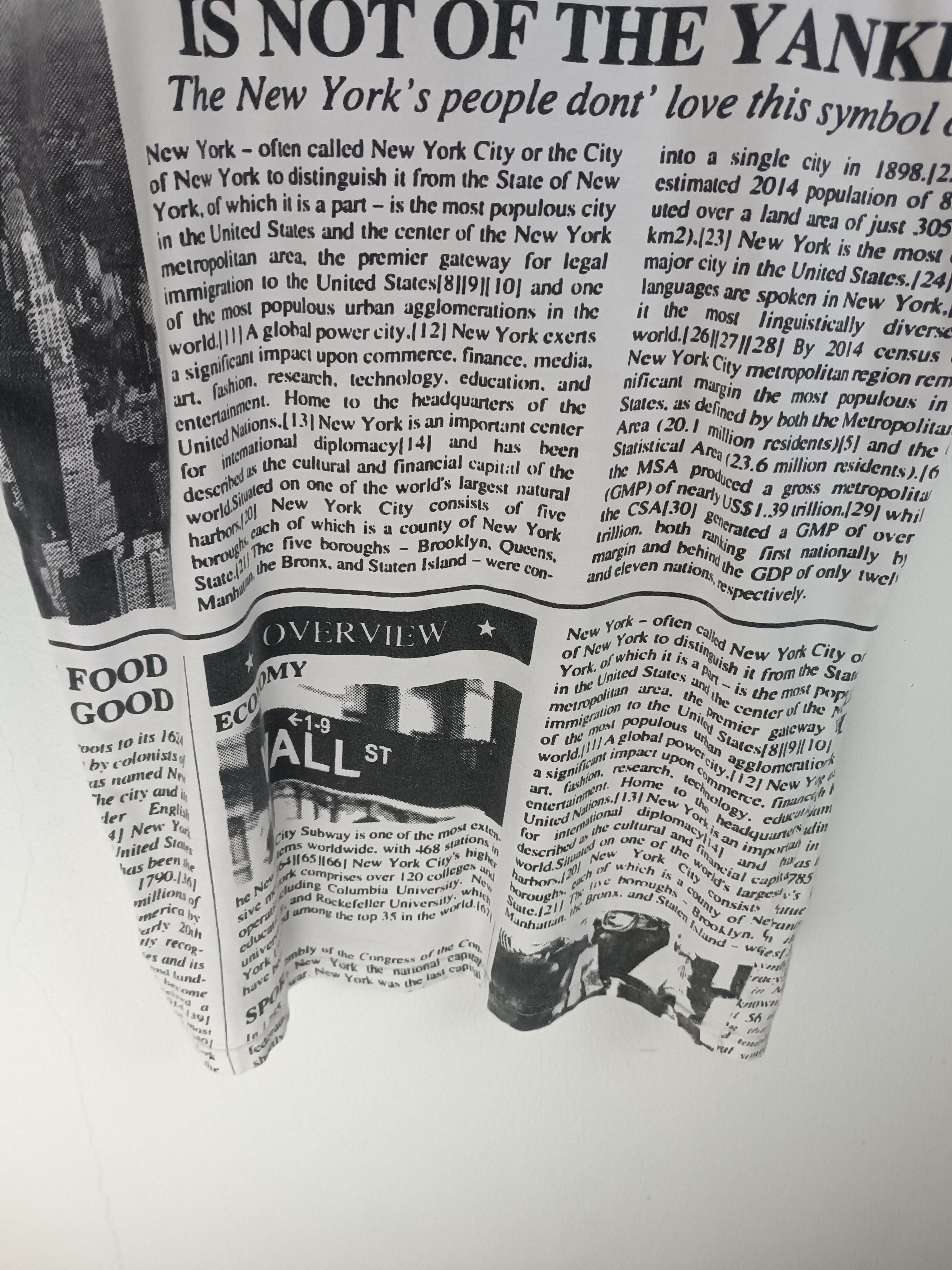 Other VINTAGE NEWSPAPER PAGE DESIGN PUNK SEDITIONARIES SEX PISTOLS Size US M / EU 48-50 / 2 - 11 Thumbnail