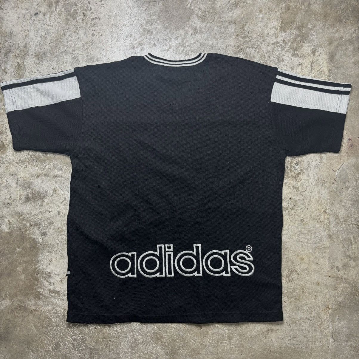 Adidas × Vintage VINTAGE ADIDAS BIG LOGO JERSEY Size US L / EU 52-54 / 3 - 4 Thumbnail