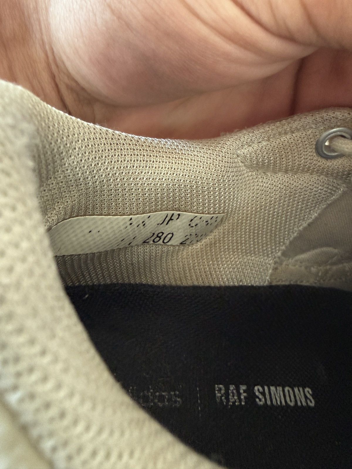 Adidas × Raf Simons Raf Simons Ozweegos Size US 10 / EU 43 - 5 Thumbnail