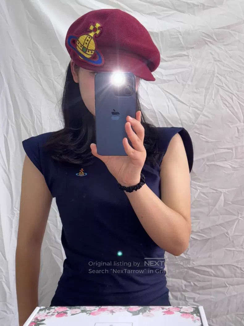 Vivienne Westwood Vivienne Westwood Dark Red Saturn Newsboy Cap Size ONE SIZE - 1 Thumbnail
