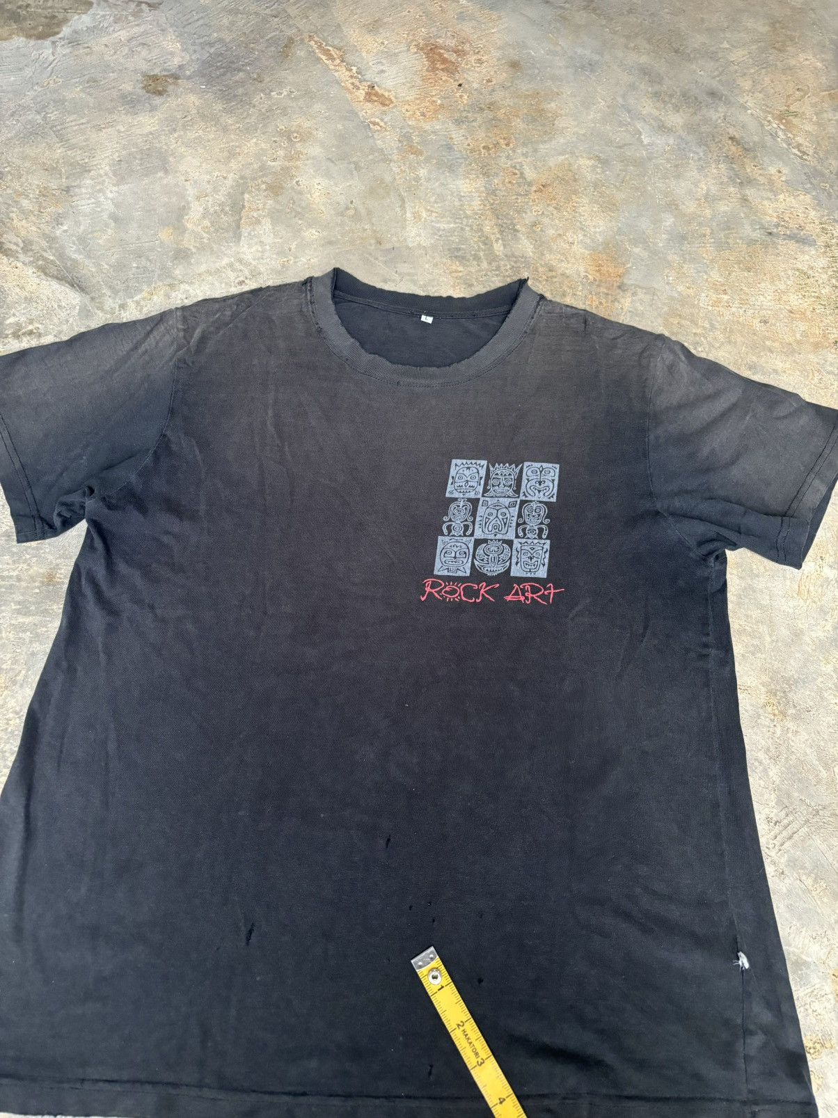 Vintage vintage Primitiv Look Rock Art Tshirt Size US L / EU 52-54 / 3 - 12 Thumbnail