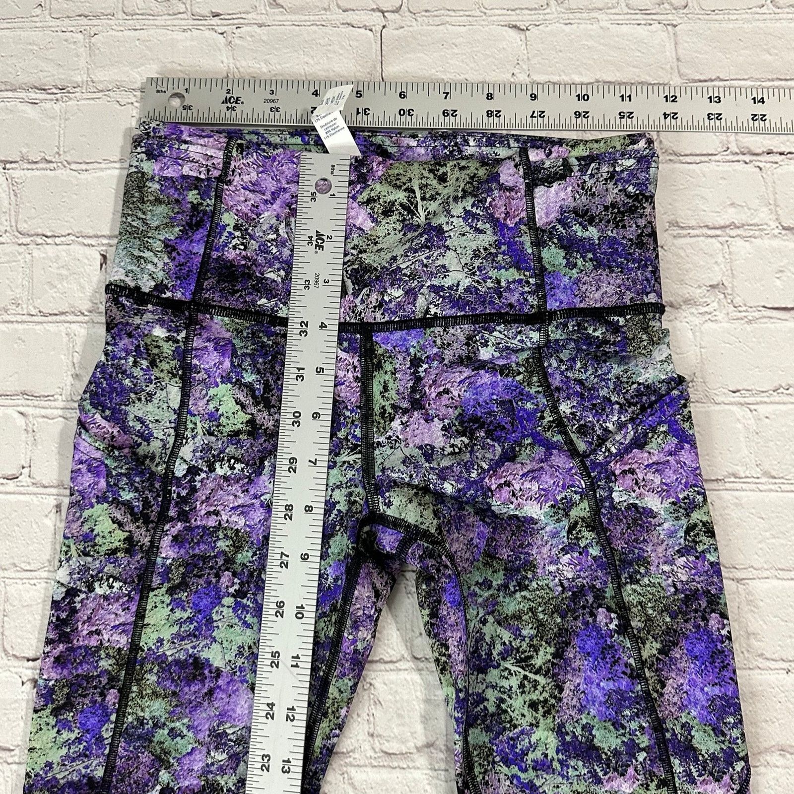Lululemon lululemon leggings size 4 Size 27" / US 4 / IT 40 - 12 Thumbnail
