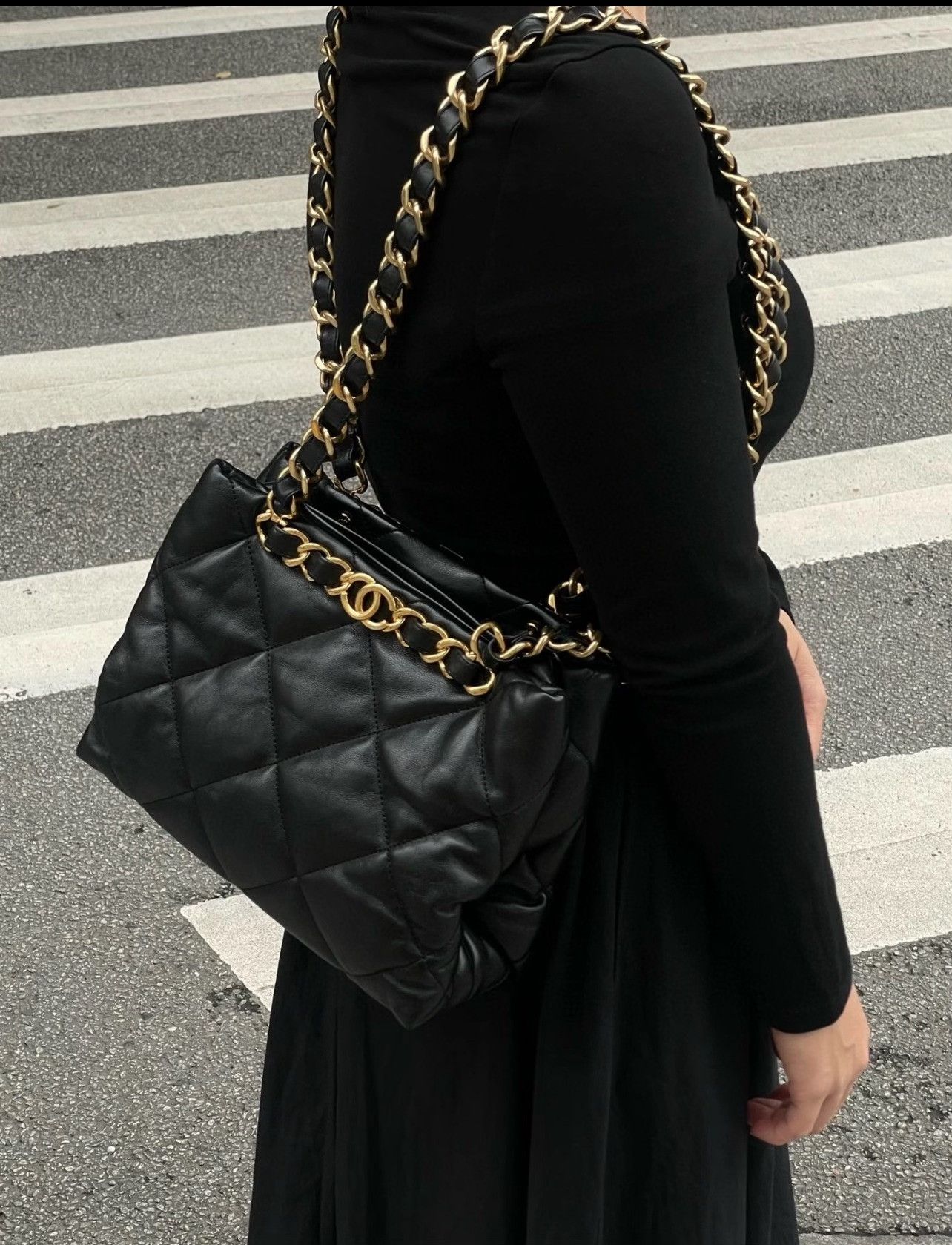 Chanel Pre-loved Bag Very good condition Size ONE SIZE - 1 Thumbnail