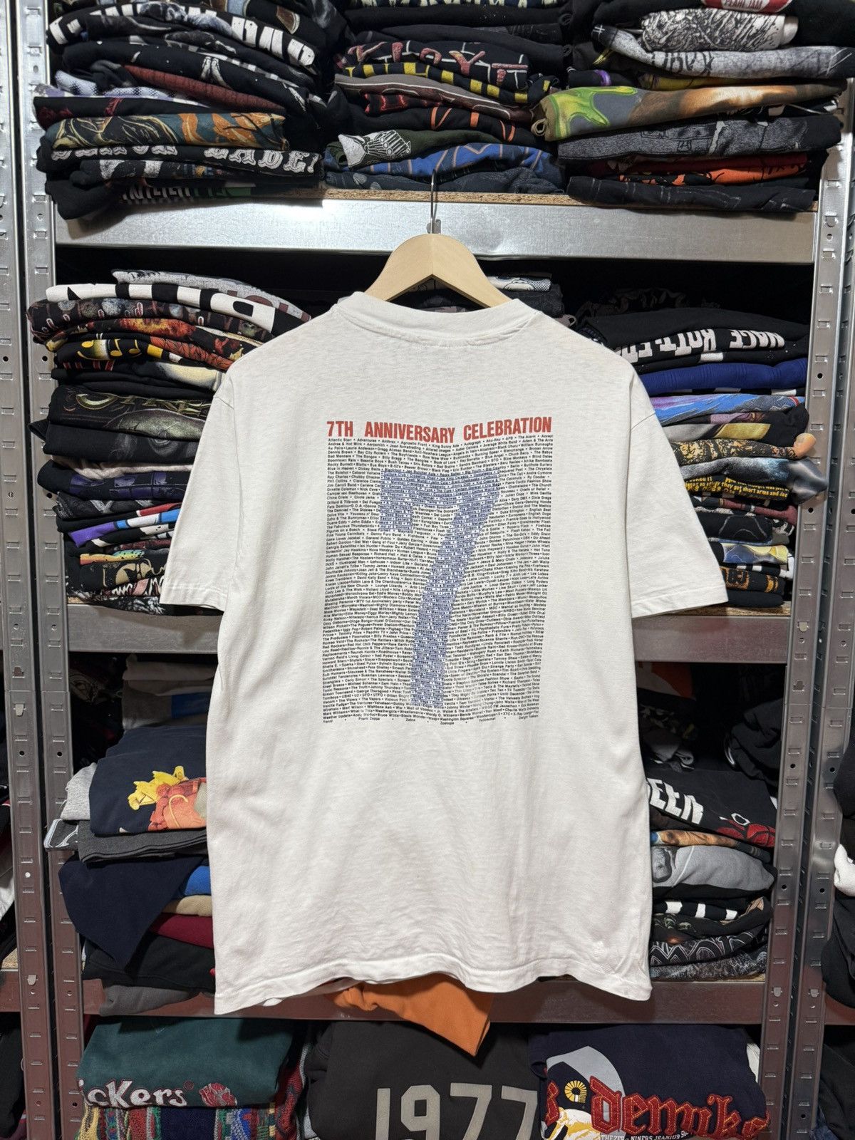 Vintage Vintange RITZ NYC CLUB 7TH ANNIVERSARY Celebration T-Shirt Size US XL / EU 56 / 4 - 2 Thumbnail