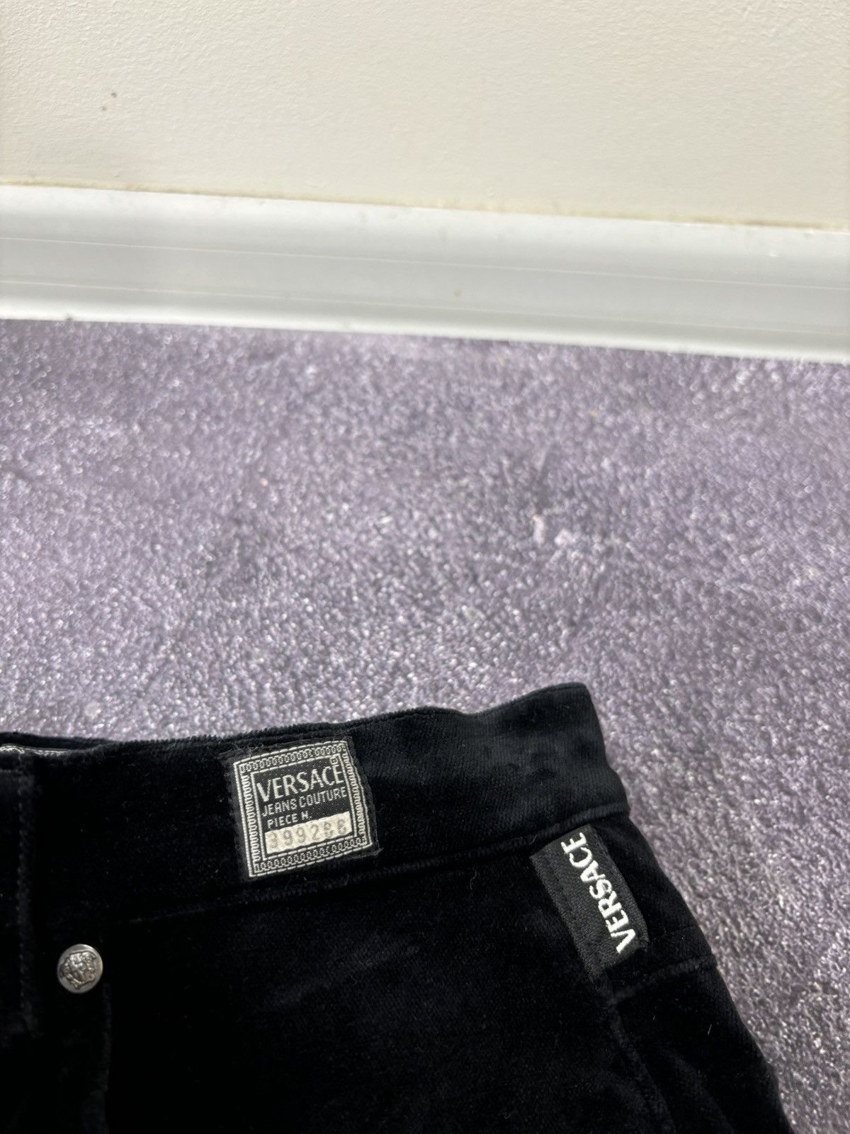 Versace Vintage Versace Jeans Couture Women’s Y2K Black Velvet Pants Size 28" / US 6 / IT 42 - 15 Thumbnail