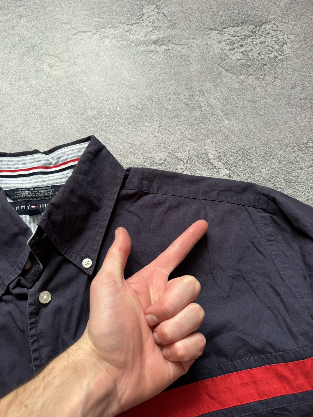 Tommy Hilfiger × Vintage Tommy Hilfiger M vintage big logo shirt button up polo tee Size US M / EU 48-50 / 2 - 10 Thumbnail