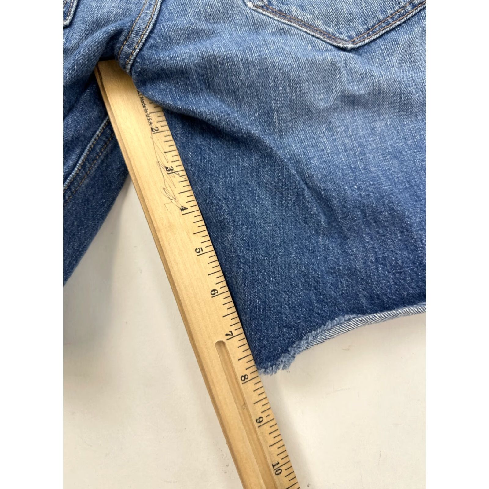 Banana Republic Banana Republic Shorts Womens 25 Blue Denim Jean Stretch Cutoff Jorts Size 42" / US 20 - 6 Thumbnail