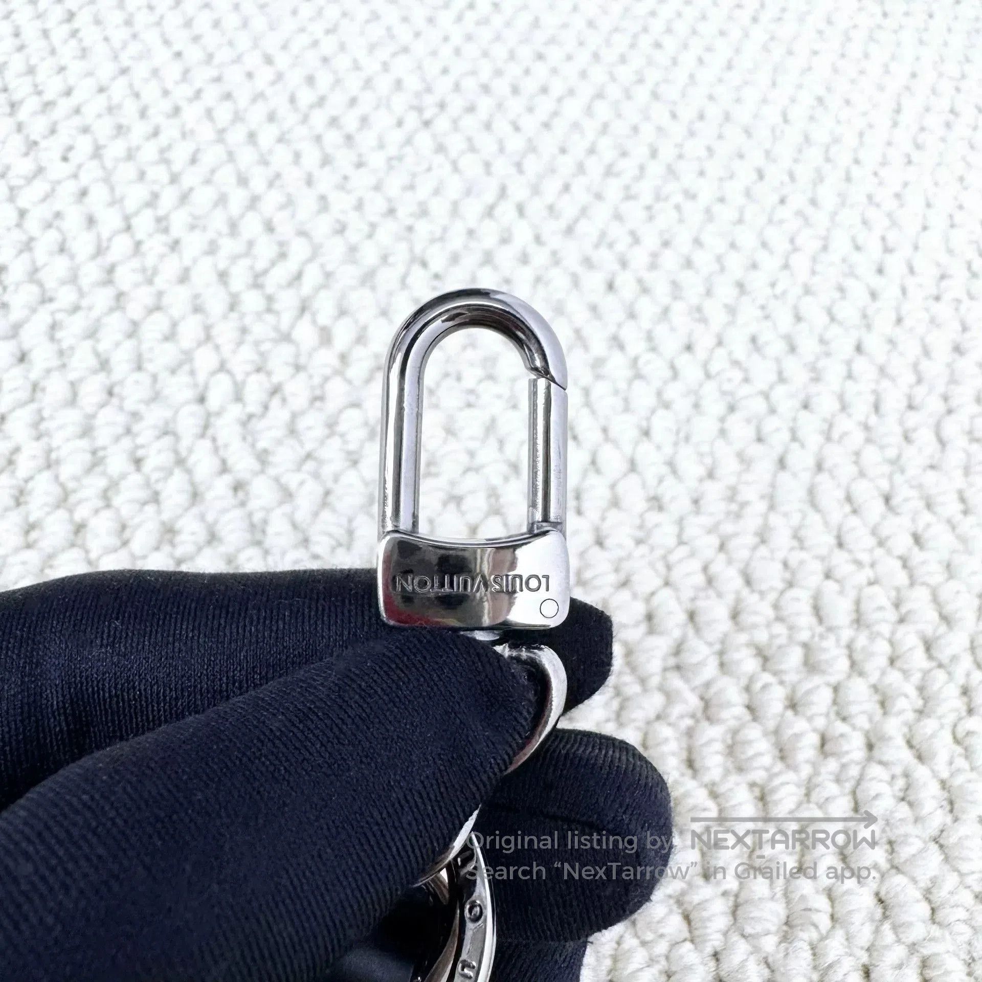 Louis Vuitton Louis Vuitton Monogram Keychain. Size ONE SIZE - 3 Thumbnail