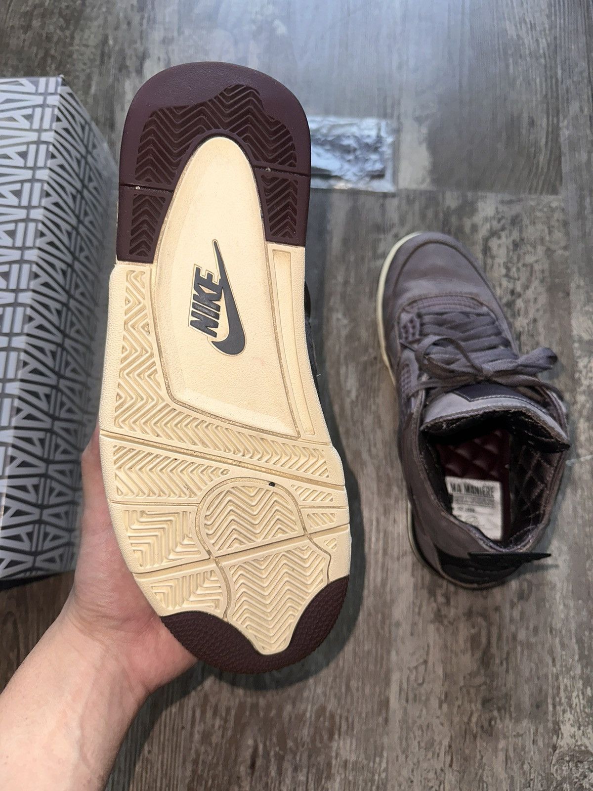 A Ma Maniere × Jordan Brand × Nike A Ma Maniere x Air Jordan 4 Retro Violet Ore M US8 / W US9.5 Size US 8 / EU 41 - 7 Thumbnail