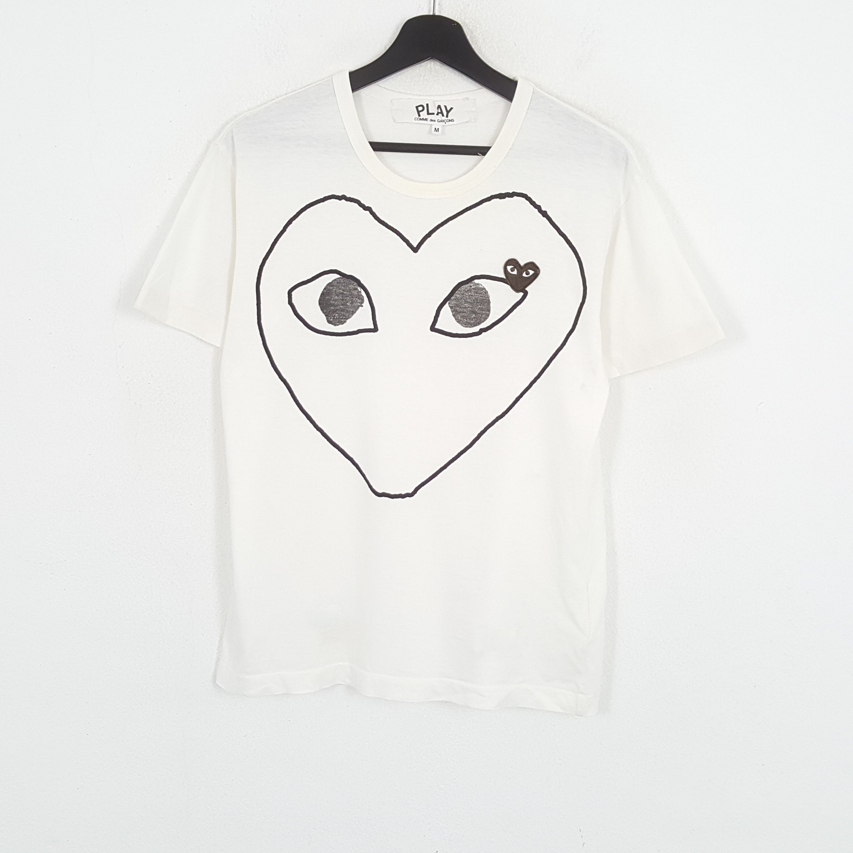 Comme des Garcons PLAY COMME DES GARCONS PLAY Fashion Designer Brand Tshirt Size US M / EU 48-50 / 2 - 1 Thumbnail