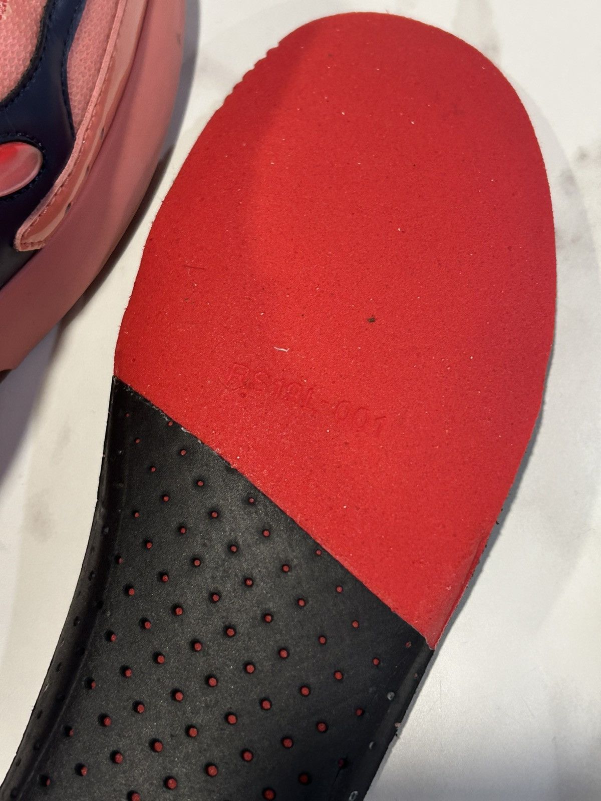 Raf Simons Raf Simons Cylon-21 Runner Blue/Pink Size US 12 / EU 45 - 11 Thumbnail