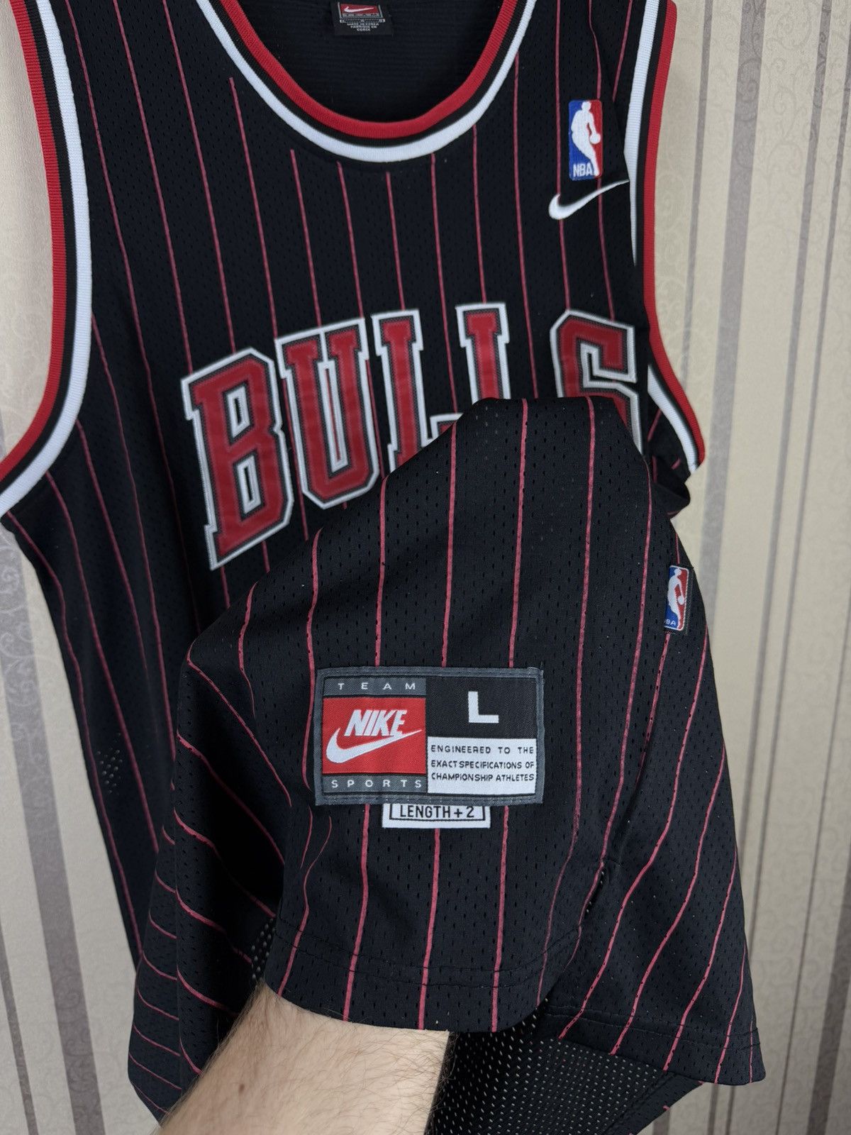 Jordan Brand Vintage Nike NBA Bulls Jordan 23 Jersey Tee Tank 90s Size US L / EU 52-54 / 3 - 3 Thumbnail