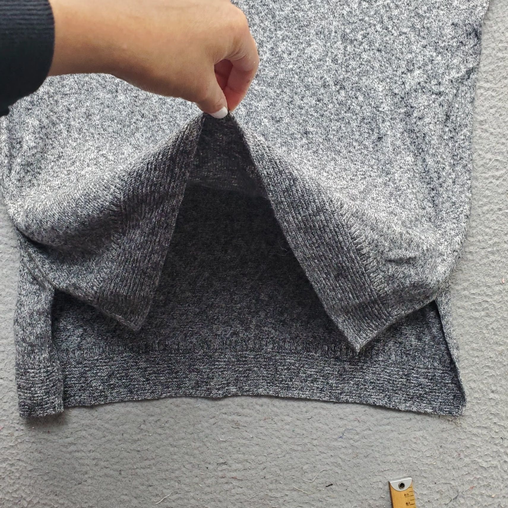 Old Navy Old Navy Sweater Womens XL Gray Knit Raglan Sleeve Crew Neck Side Slit Pullover Size XL / US 12-14 / IT 48-50 - 7 Thumbnail