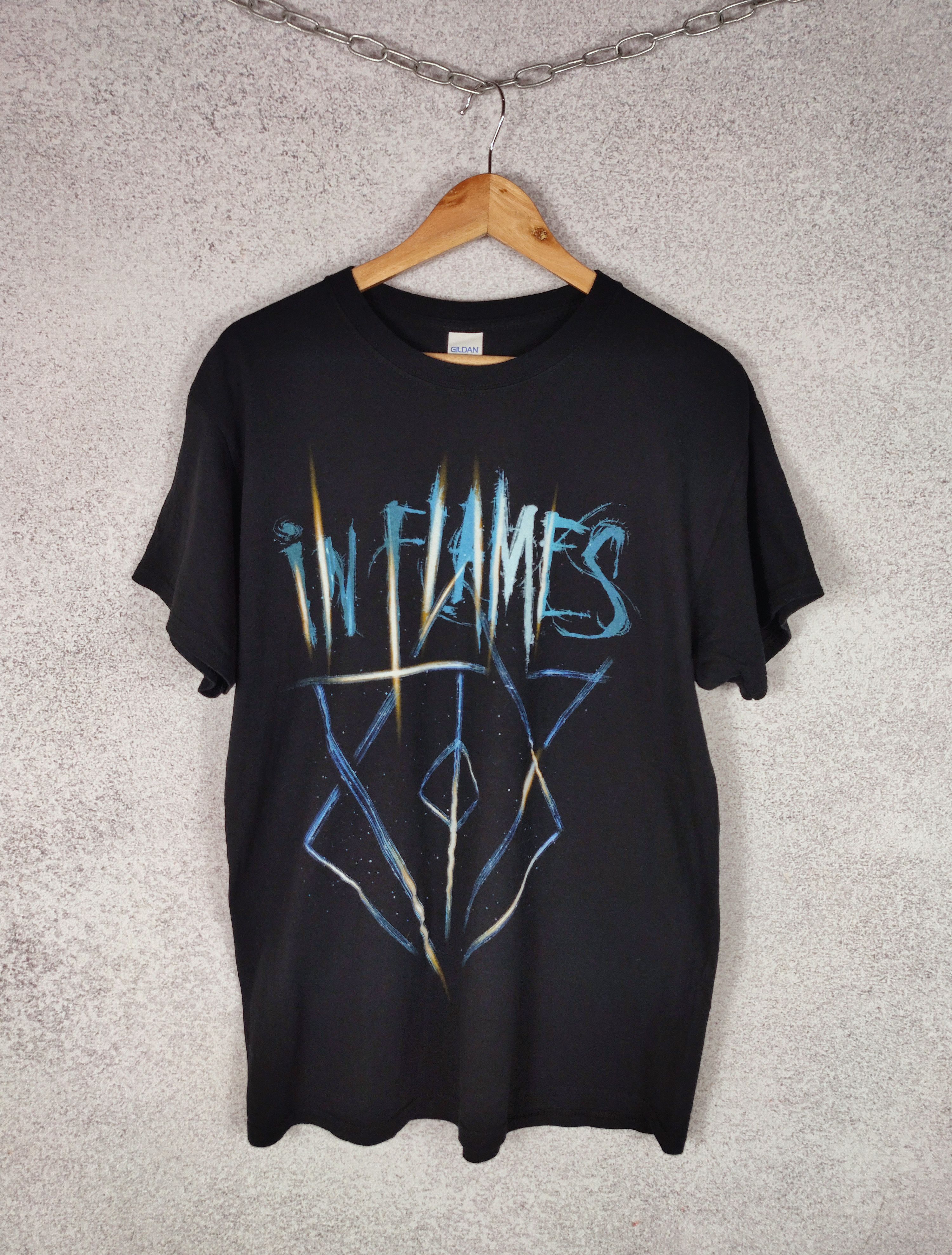 Band Tees In Flames Battles Crest Band T-Shirt Band Tees Size US L / EU 52-54 / 3 - 1 Thumbnail
