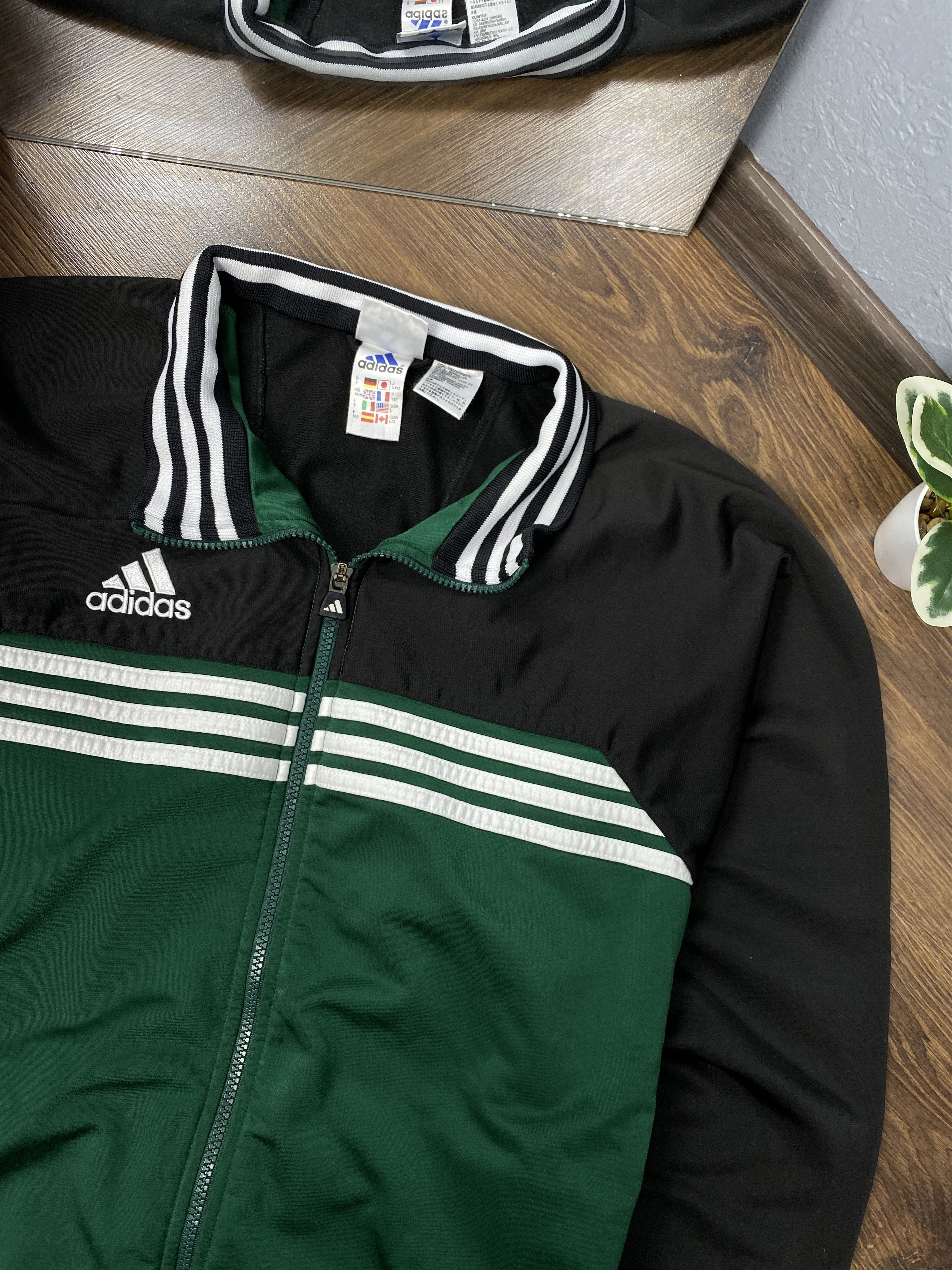 Adidas Adidas vintage oversized track top jacket y2k Size US L / EU 52-54 / 3 - 2 Thumbnail