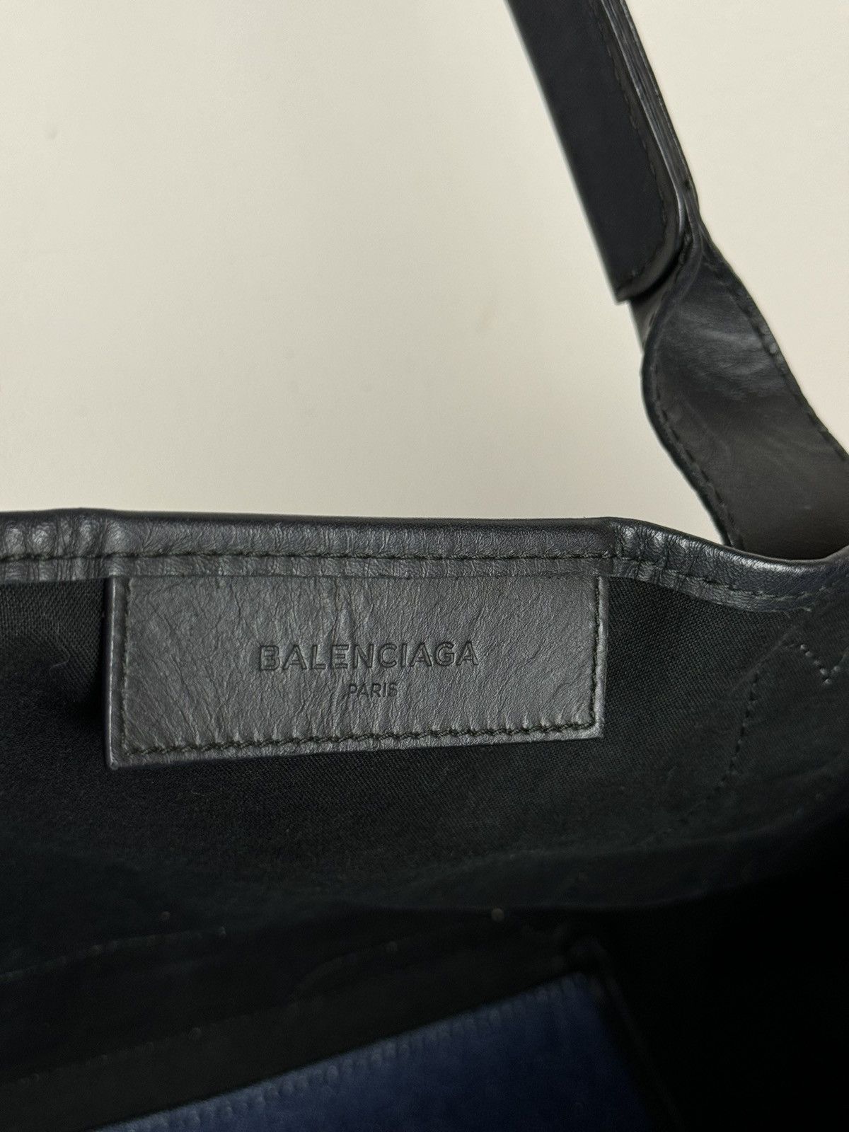 Balenciaga Balenciaga Navy Cabas Handbag original casual item Size ONE SIZE - 6 Thumbnail