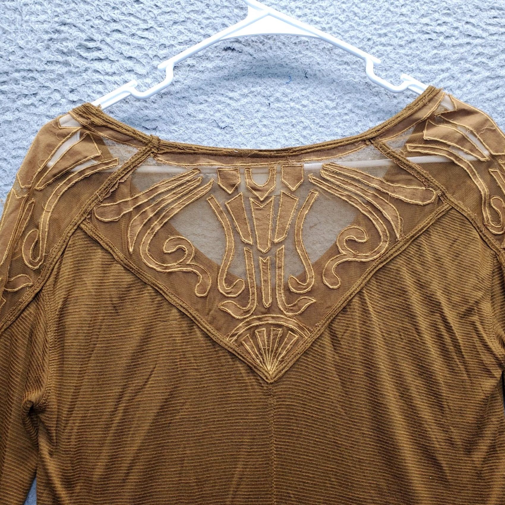 Free People Free People Thermal Top Womens XS Brown High Low Slit Deep V Neck Lace Back Shirt Womens XS Brown Slit Back 90s Outdoor Casual Mens? Size XS / US 0-2 / IT 36-38 - 8 Thumbnail