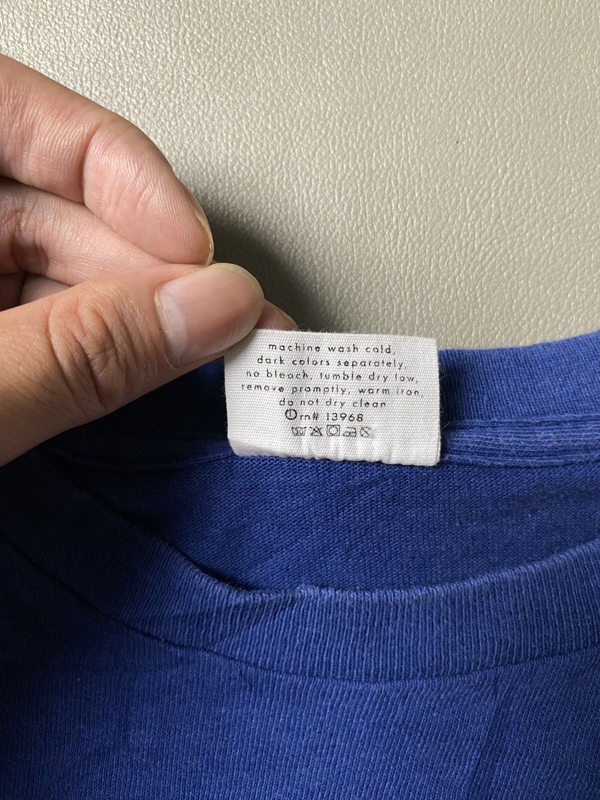 Calvin Klein × Vintage Vintage Calvin Klein Spade Card Tshirt Size US M / EU 48-50 / 2 - 4 Thumbnail