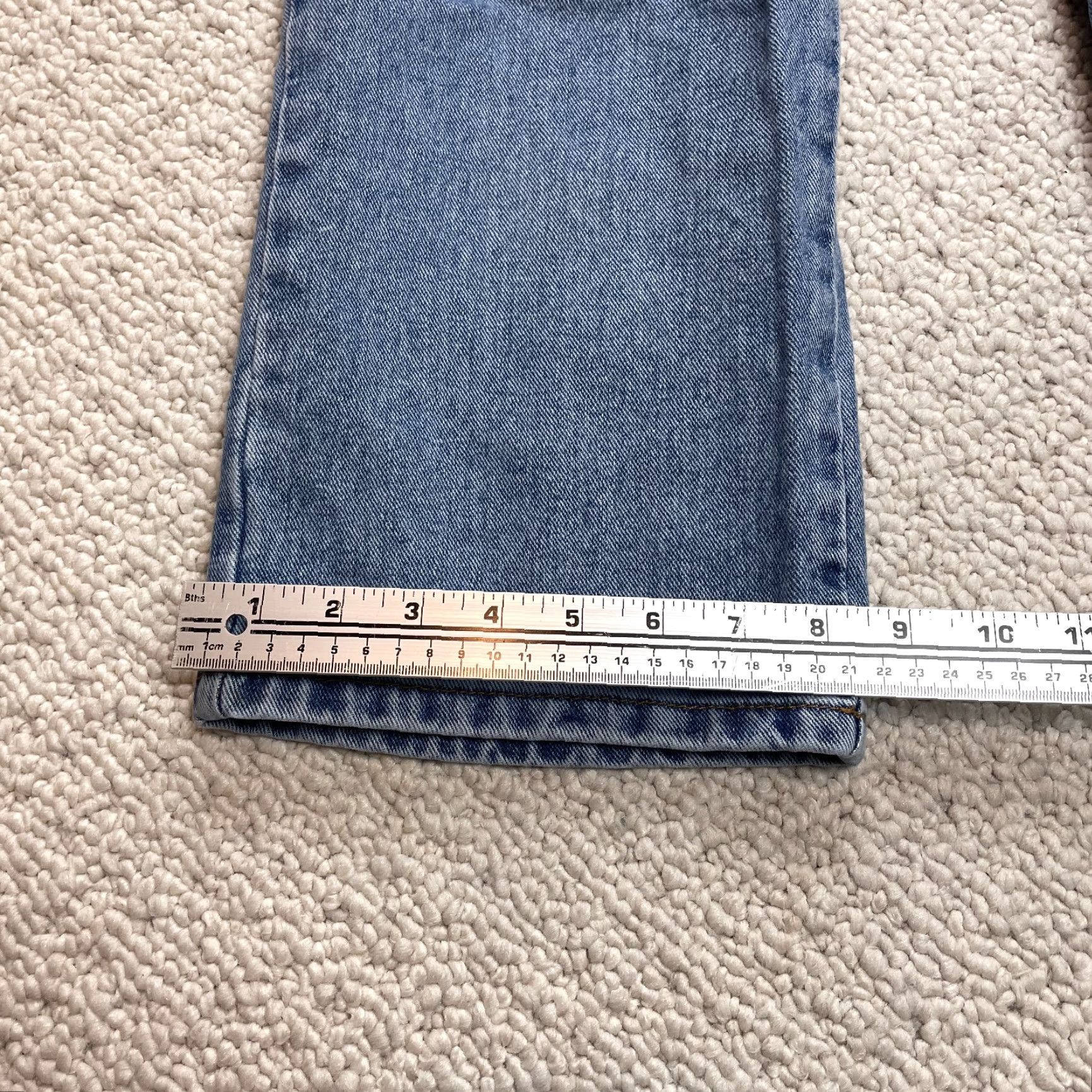 Faded Glory Faded Glory Jeans Womens 16 Blue Denim Medium Wash Straight High Rise Crop 35x22 Jeans Womens Size 16 Blue Denim Crop High Rise Straight 5-Pocket Size 38" / US 16 / IT 52 - 2 Thumbnail