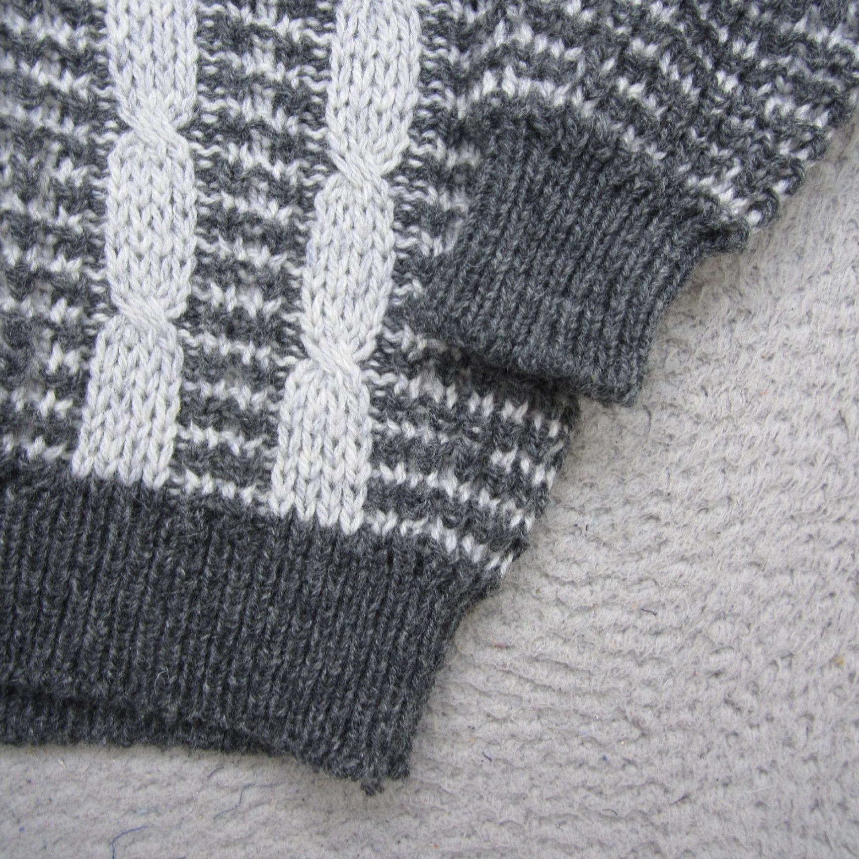 Market VINTAGE Quills Woolen Market Mens 42 Gray Wool Shawl Collar Fisherman Ireland Cardigan Sweater 90s Mens L Gray Wool Knit Pockets V-Neck Casual Regular Size US L / EU 52-54 / 3 - 3 Thumbnail