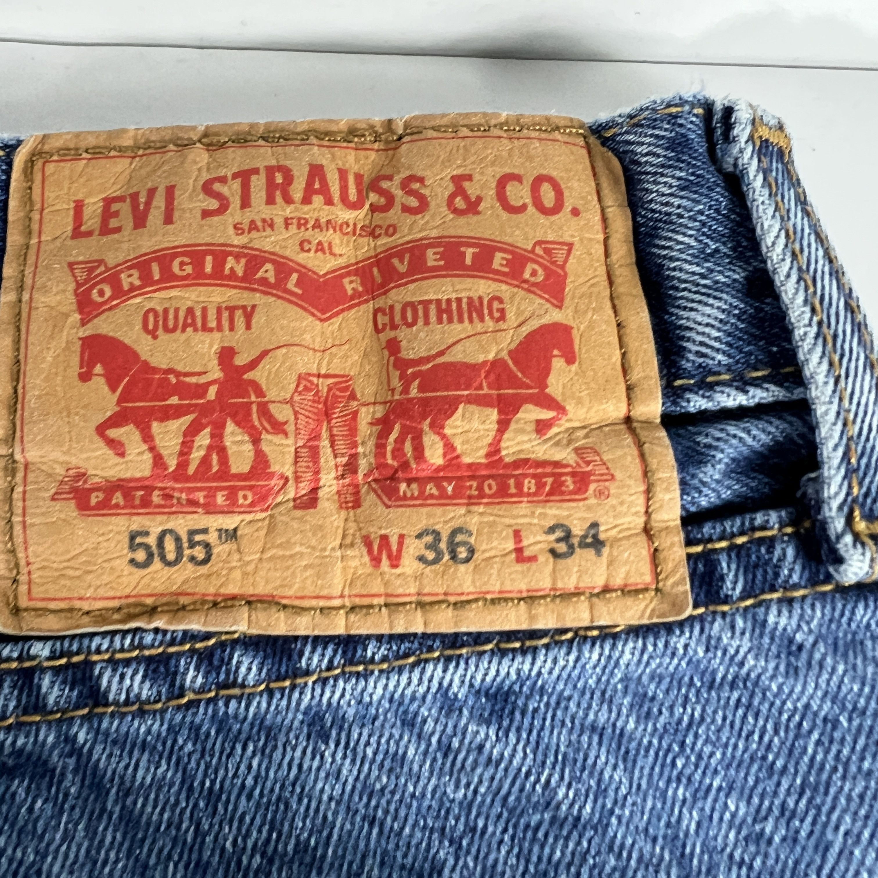 Levi's Levi's Jeans 505 Regular Straight Blue Faded Cotton Denim Size US 36 / EU 52 - 14 Thumbnail