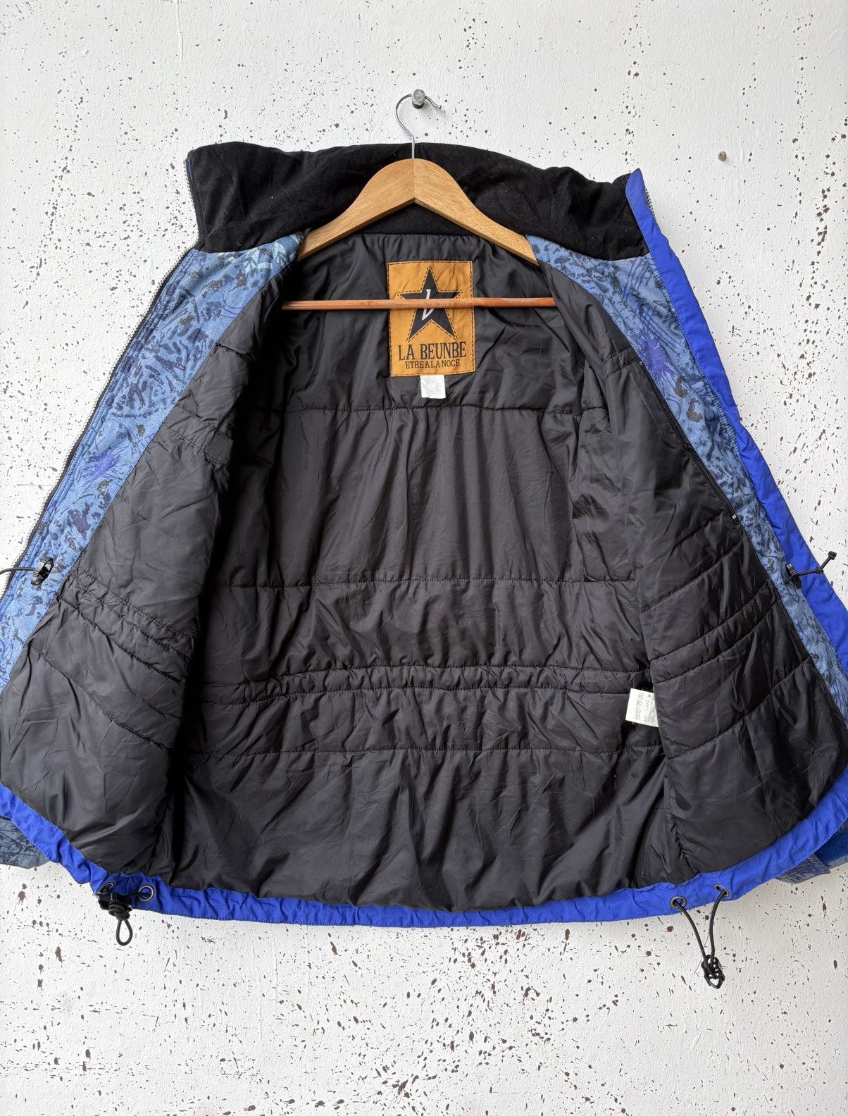 Japanese Brand Vintage La beunbe Graphic Motif Pattern Ski Jacket Size US L / EU 52-54 / 3 - 7 Thumbnail