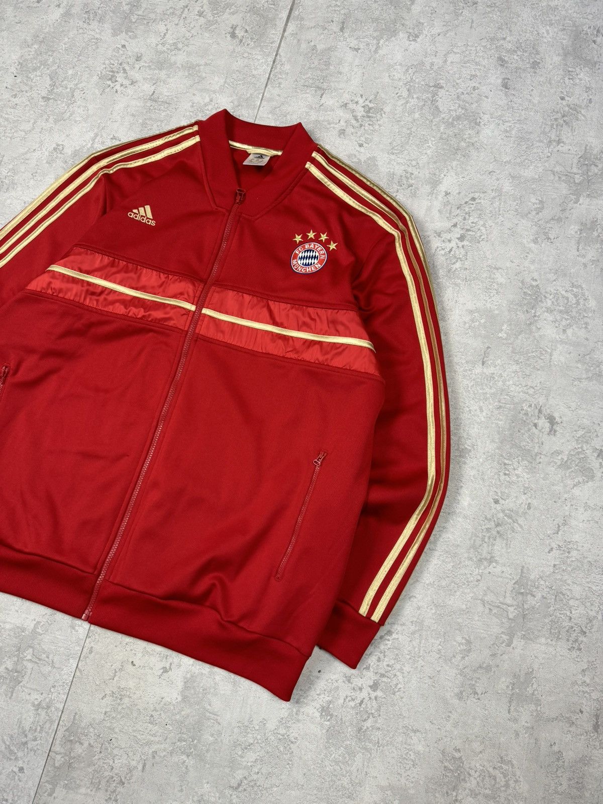 Adidas Adidas Bayern Munich 4 Star Track Jacket Red Gold Mens 2XL Size US XXL / EU 58 / 5 - 3 Thumbnail