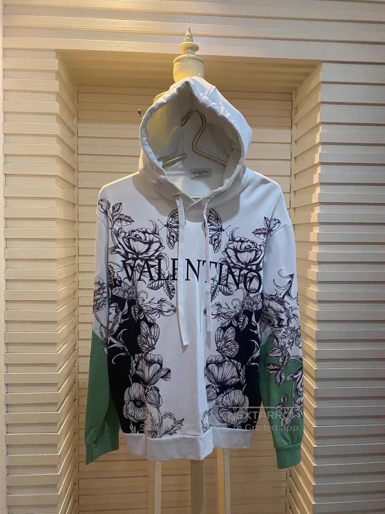Valentino Valentino Colorful flower logo hooded sweatshirt Size US XL / EU 56 / 4 - 1 Thumbnail