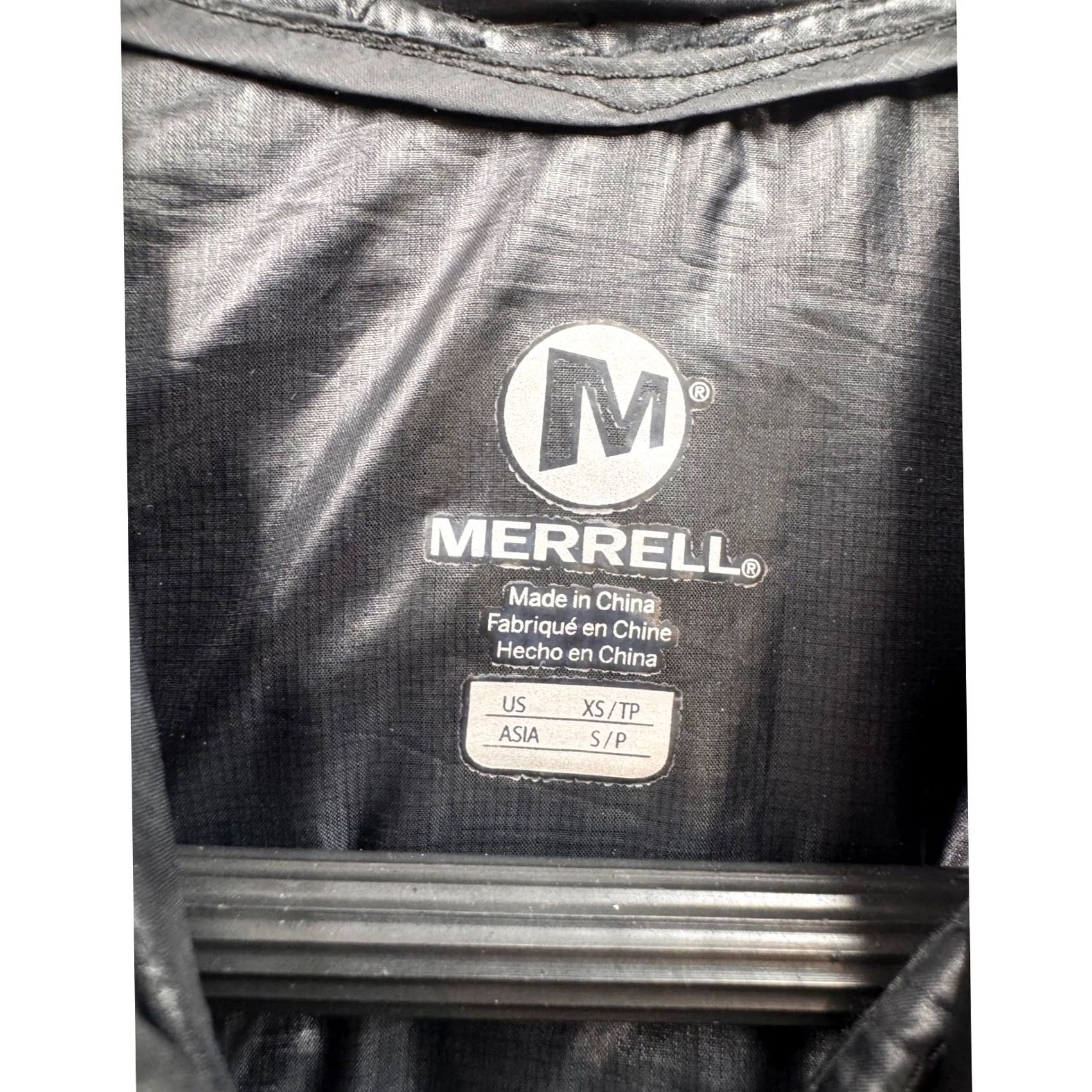 Merrell Merrell Windbreaker Jacket Mens Black Perforated Hooded Full Zip XS Size US XS / EU 42 / 0 - 6 Thumbnail