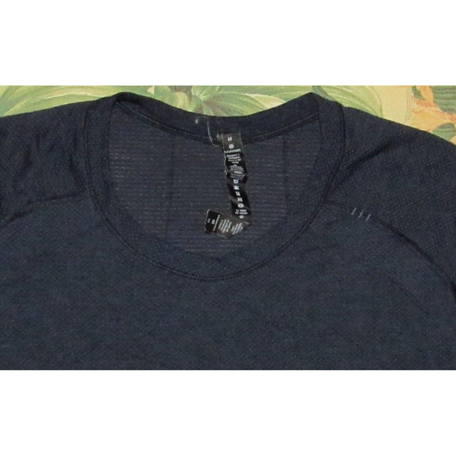 Lululemon LULULEMON Navy Blue Long Sleeve Metal Tech T Shirt Medium Mens Size US M / EU 48-50 / 2 - 2 Thumbnail