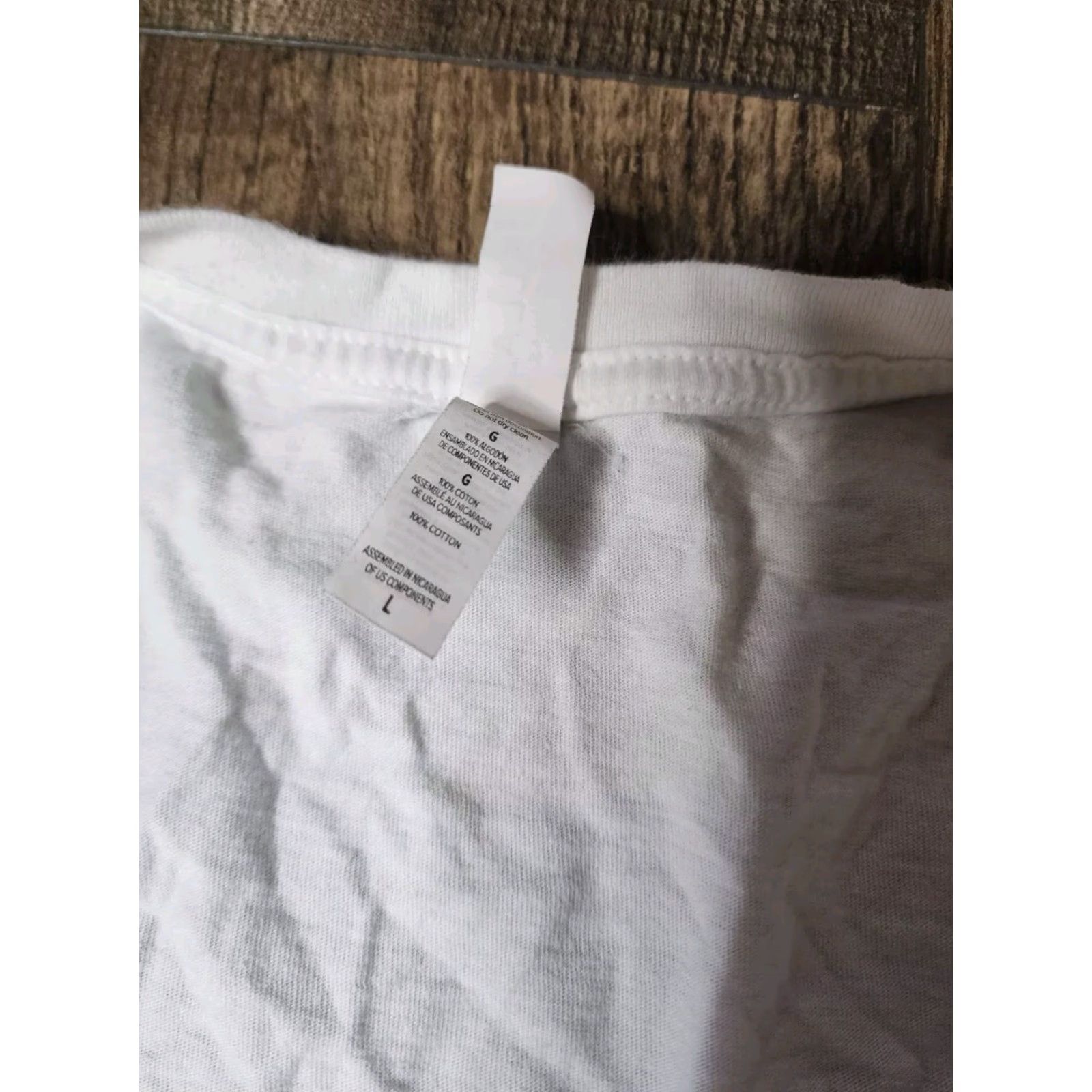 Bell VINTAGE Women's Cotton T-Shirt Short Sleeve V-Neck White Bering Sea Gold Eroica Emily Riedel TV Show 2010s Ladies Size L / US 10 / IT 46 - 5 Thumbnail
