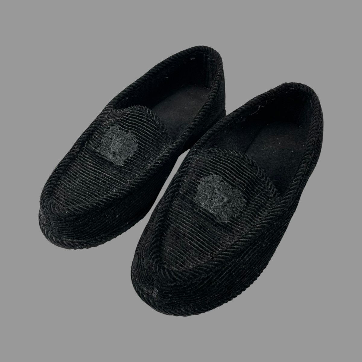 Lugz × Vintage Vintage 90s lugs crest logo corduroy slip on loafers Size US 10 / EU 43 - 2 Thumbnail